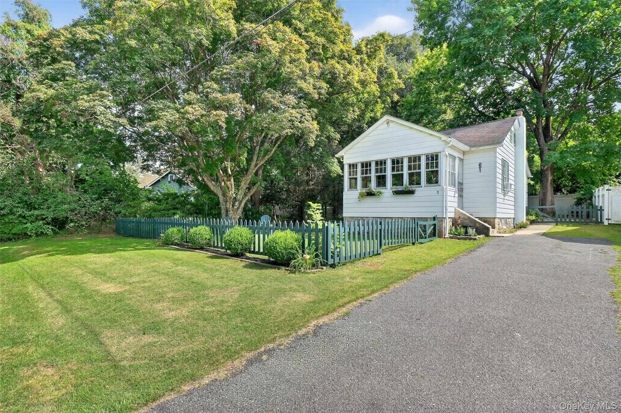 Mahopac, NY 10541,3 Aspen RD