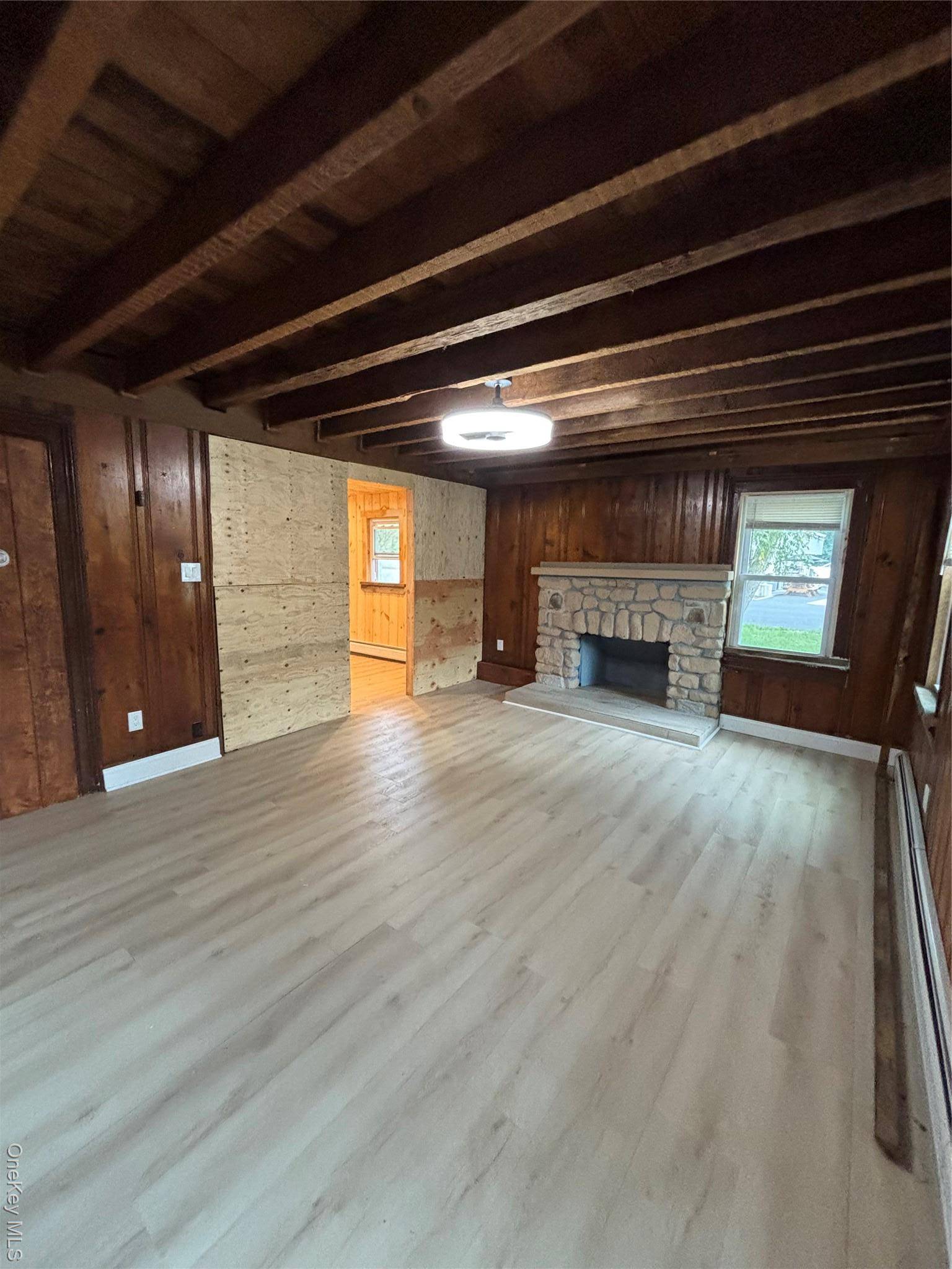 Stanfordville, NY 12581,5886 NY-82 #1