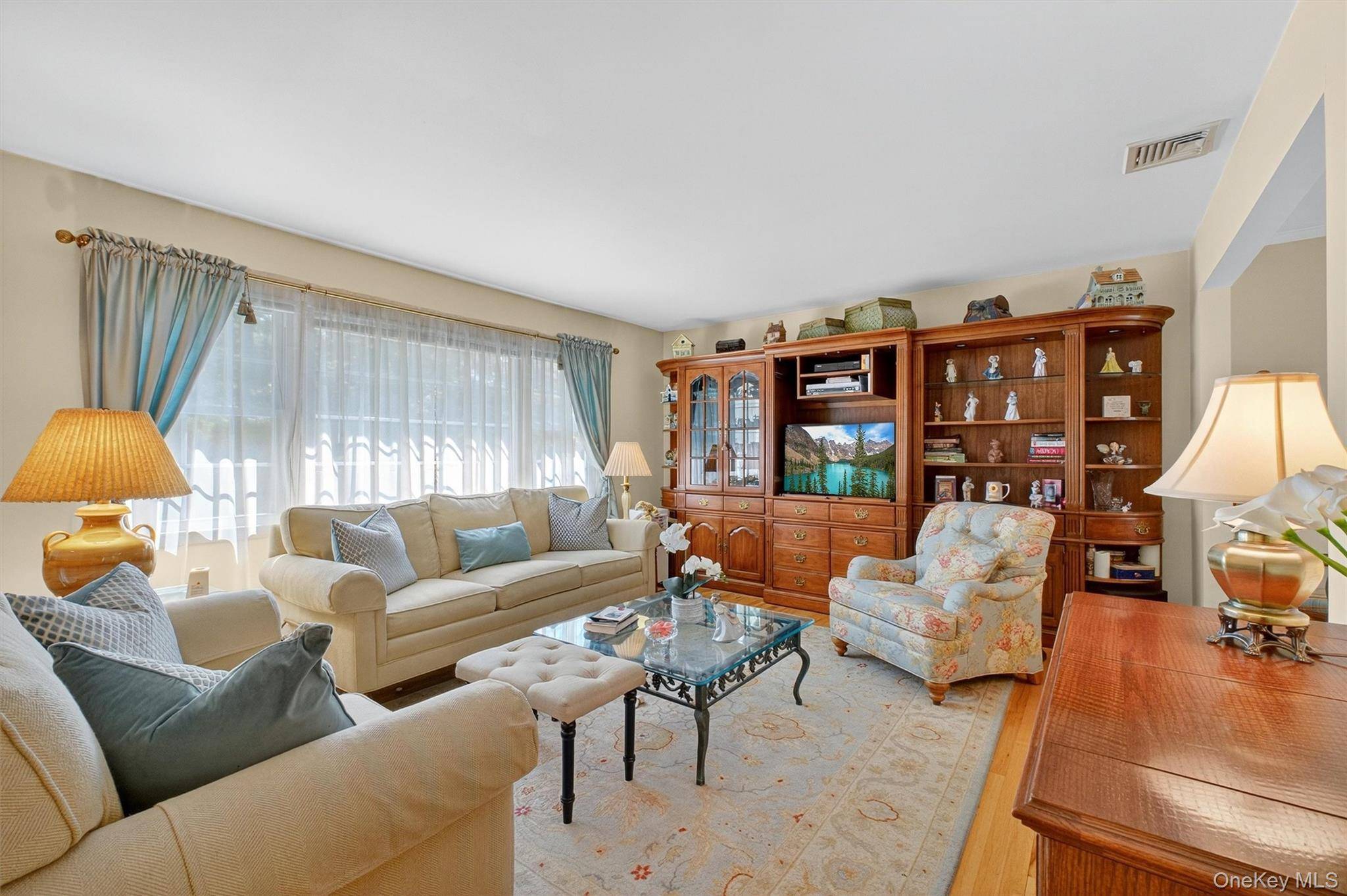 Mohegan Lake, NY 10547,3031 Dale ST