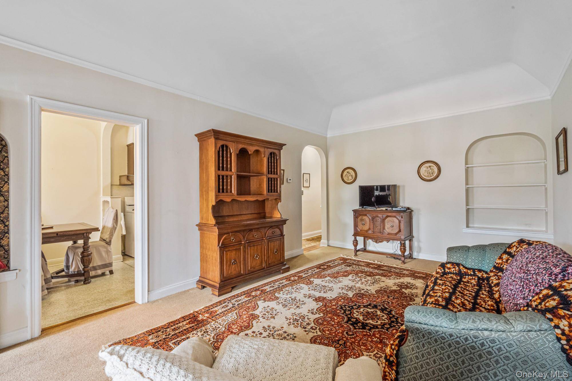 Woodside, NY 11377,53-31 37th RD