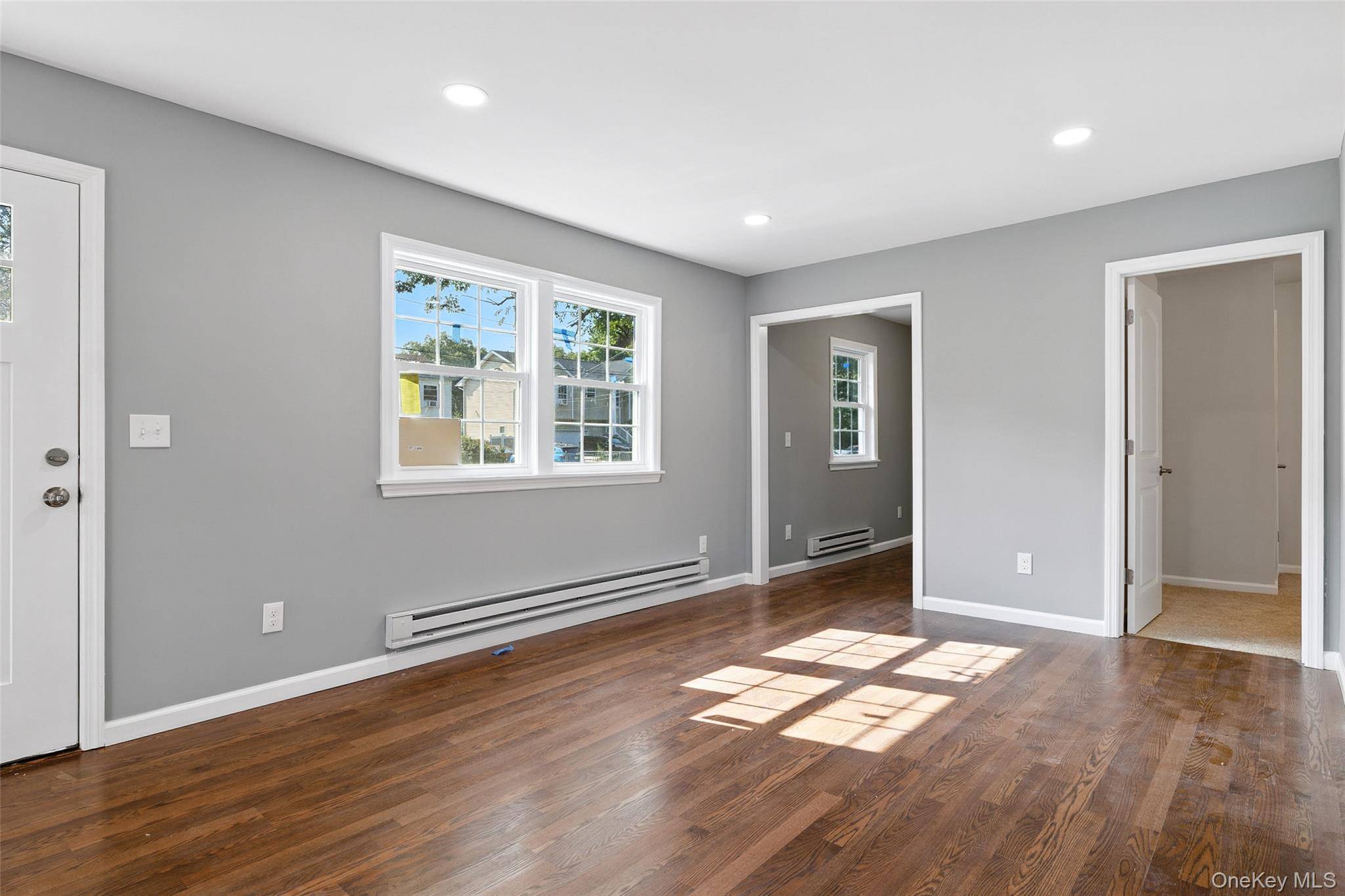 Wyandanch, NY 11798,15 Maple ST