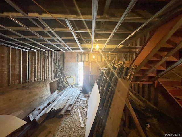 Brooklyn, NY 11211,241 Grand ST