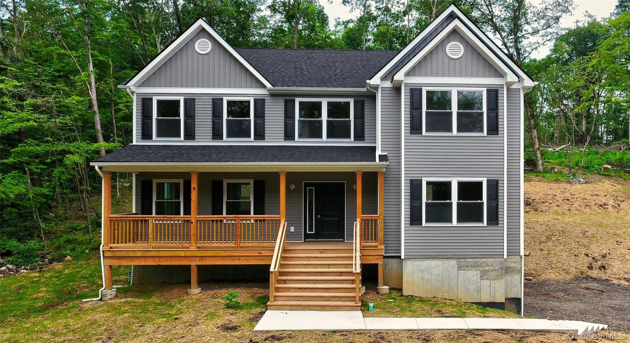Newburgh, NY 12550,25 Tamarack DR