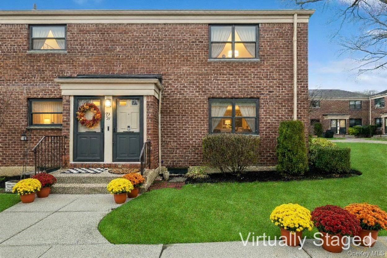 Oakland Gardens, NY 11364,73-21 220th ST #139B2