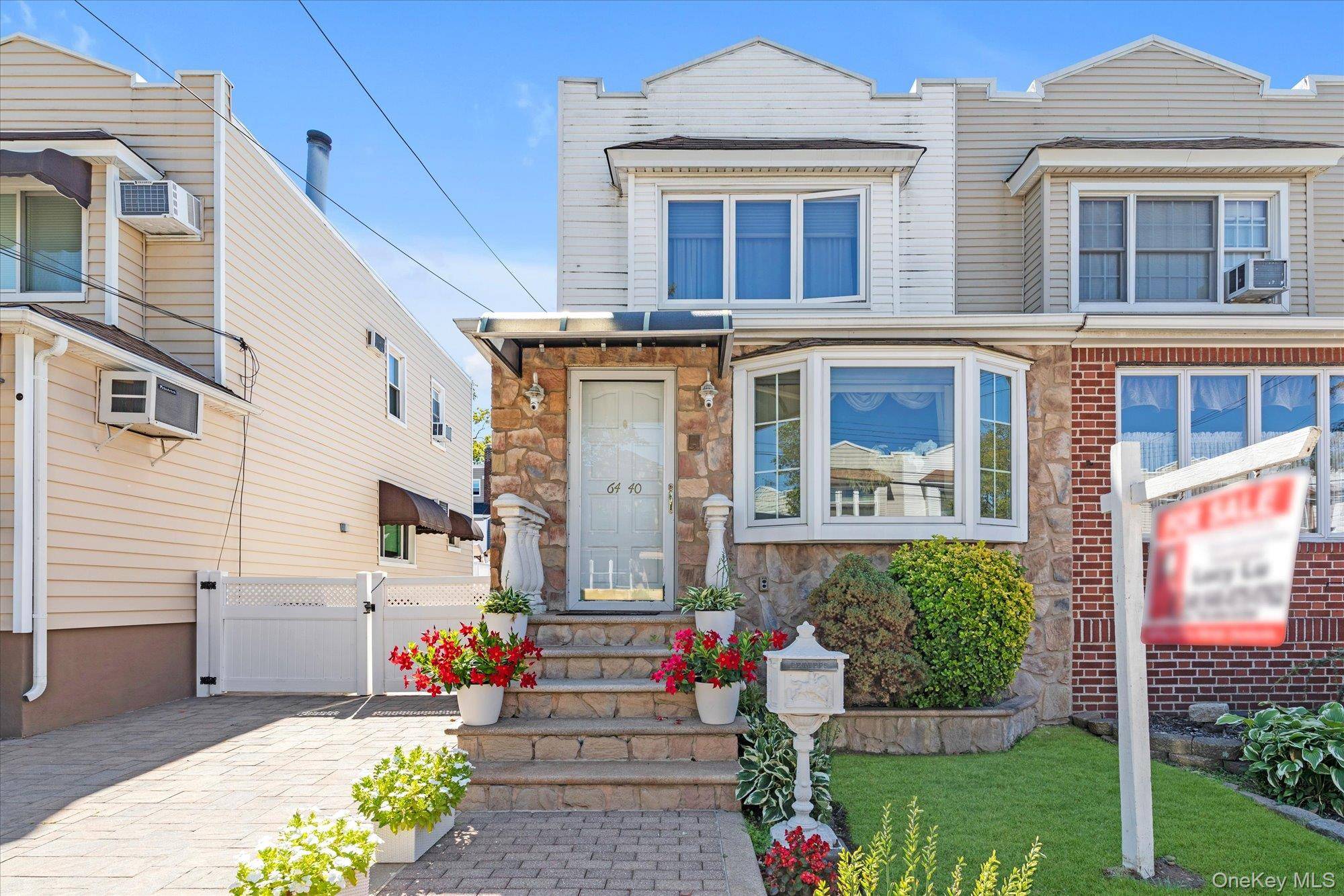 Maspeth, NY 11378,6440 60th AVE