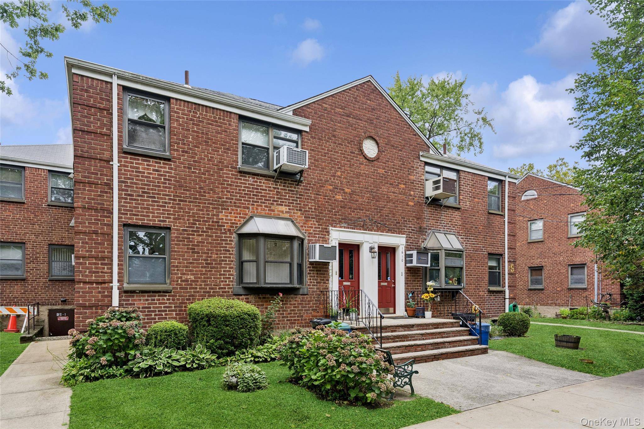 Whitestone, NY 11357,16-10 160th ST #686