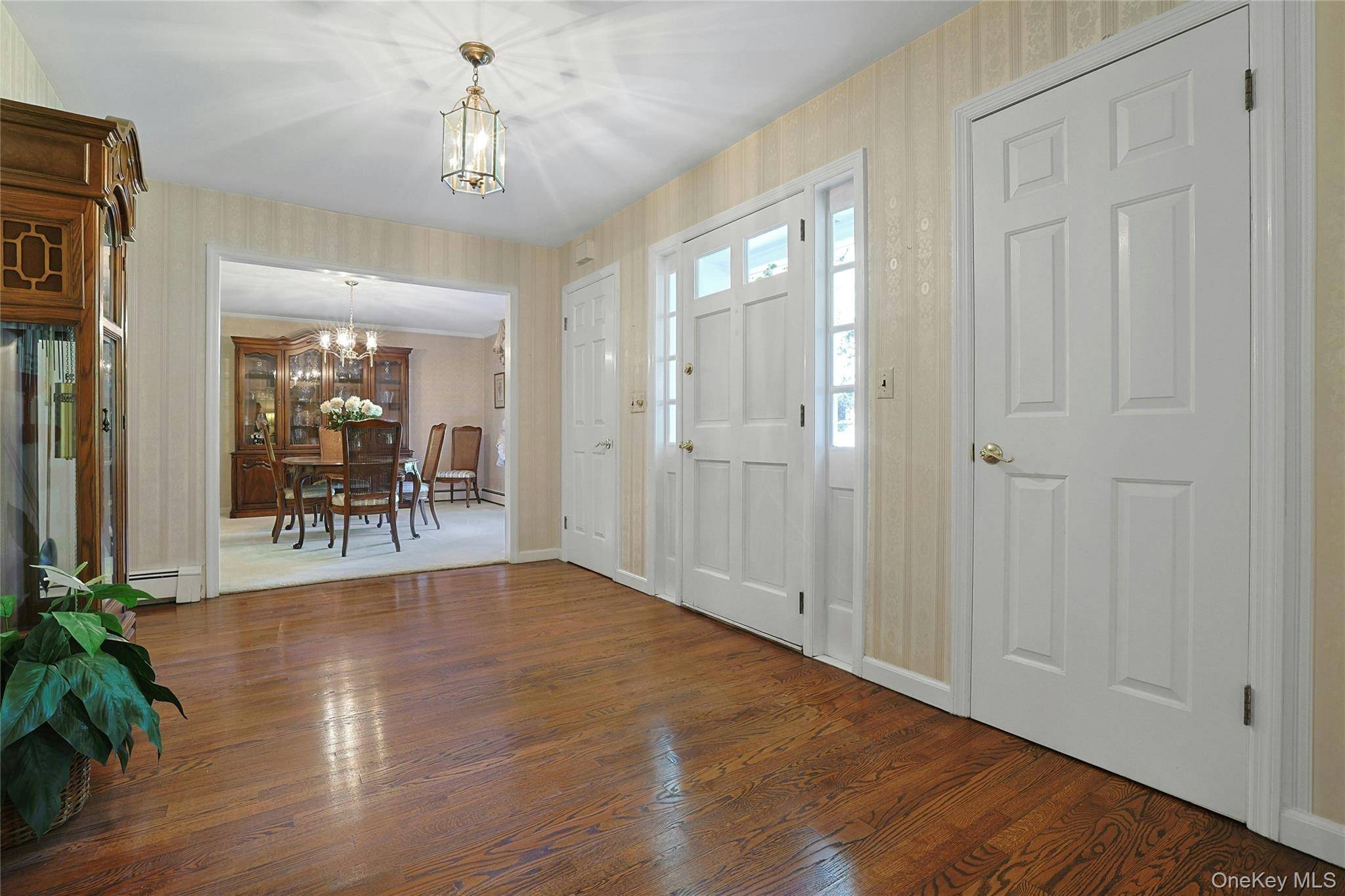 Briarcliff Manor, NY 10510,2 Creighton LN