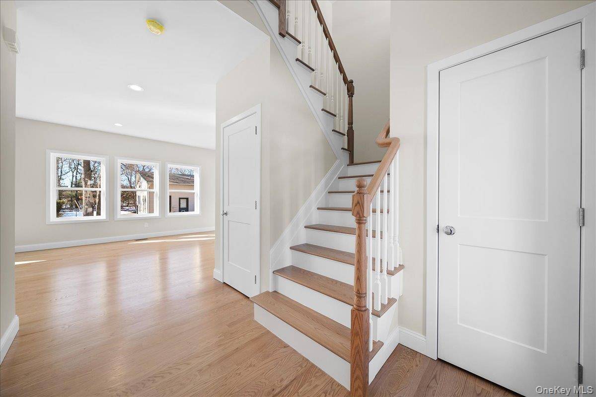 Centereach, NY 11720,2 Fourth AVE