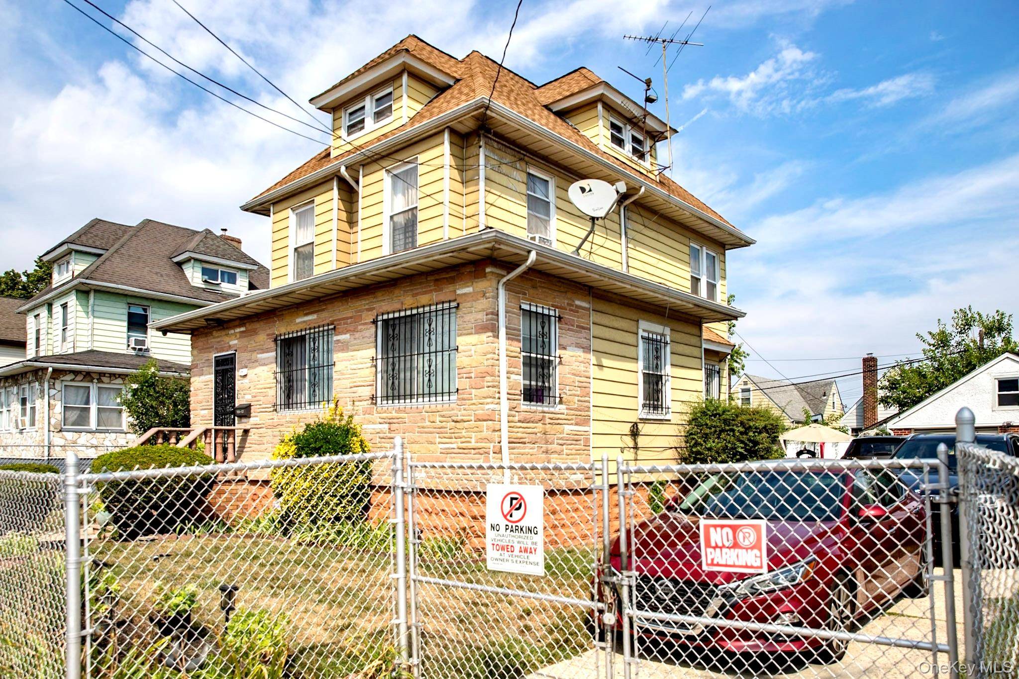 South Ozone Park, NY 11436,126-27 147th ST