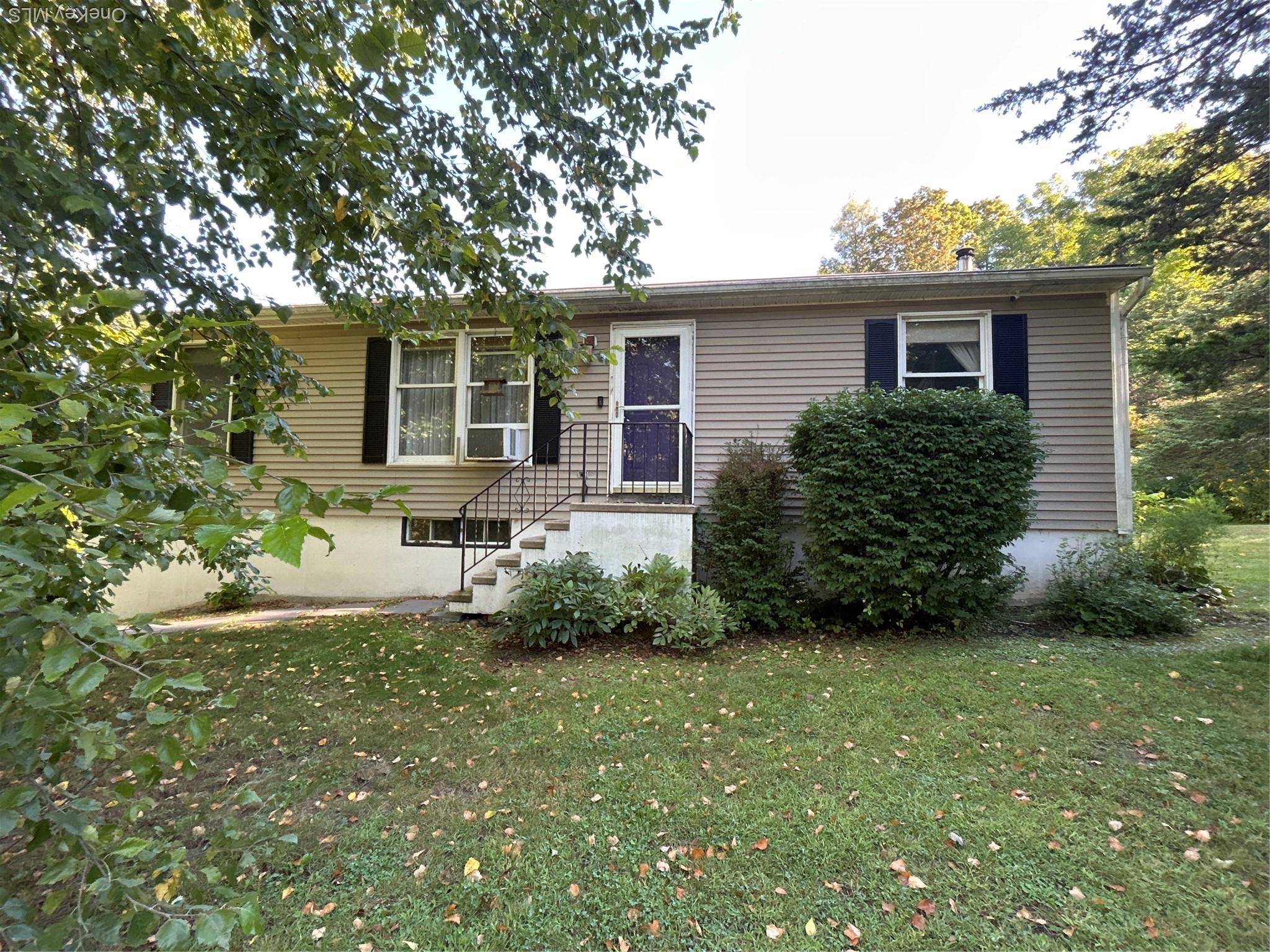 Millerton, NY 12546,5 Red Cedar LN