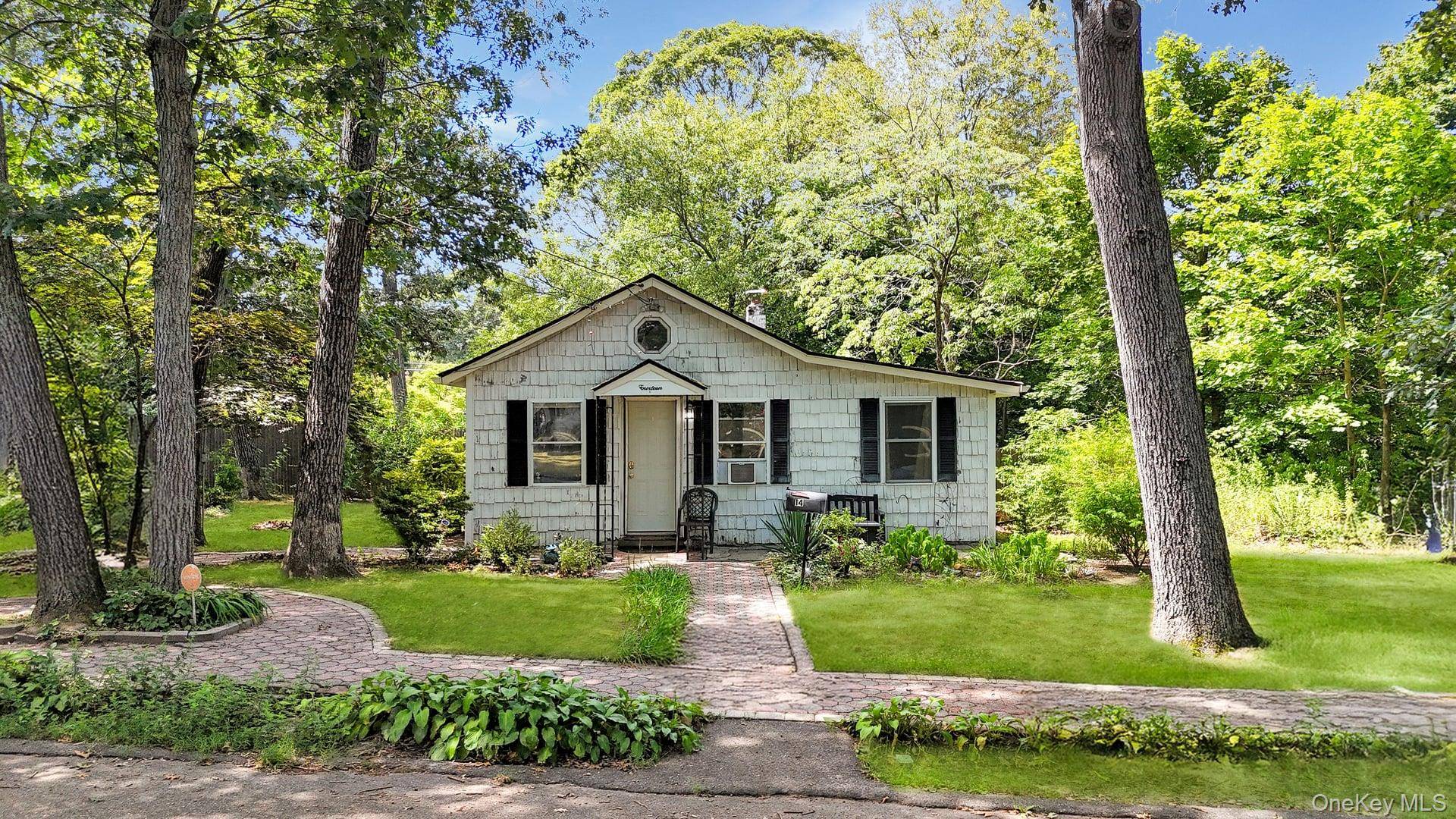 Lake Ronkonkoma, NY 11779,14 Pleasure AVE