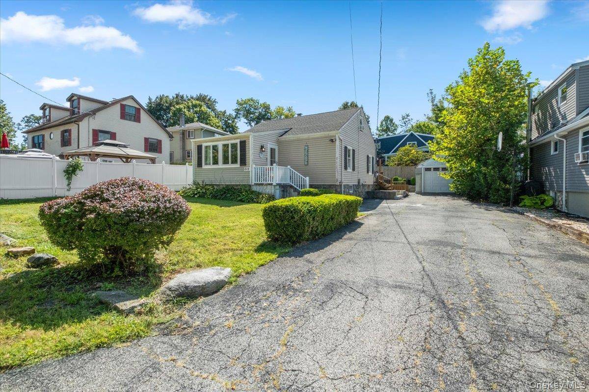 Mahopac, NY 10541,312 Brook RD