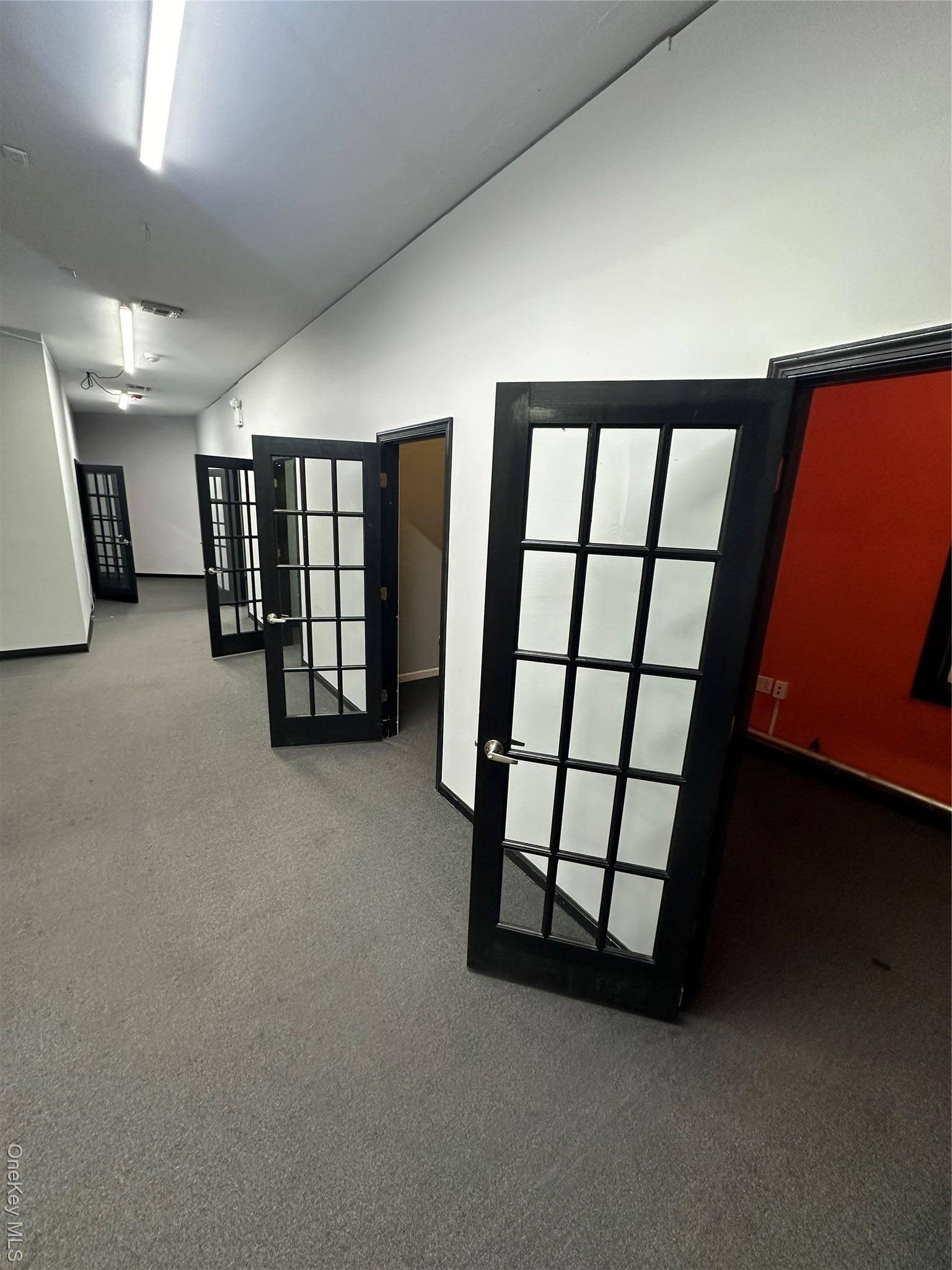 Rockville Centre, NY 11570,202 Merrick RD #5