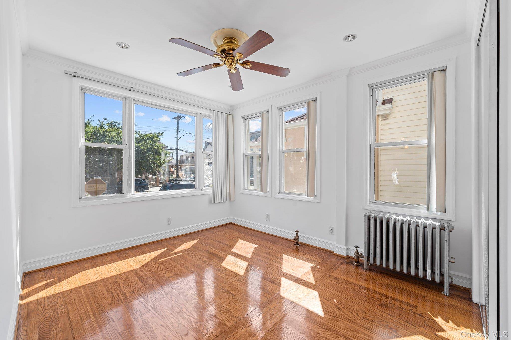 South Ozone Park, NY 11420,114-50 130th ST