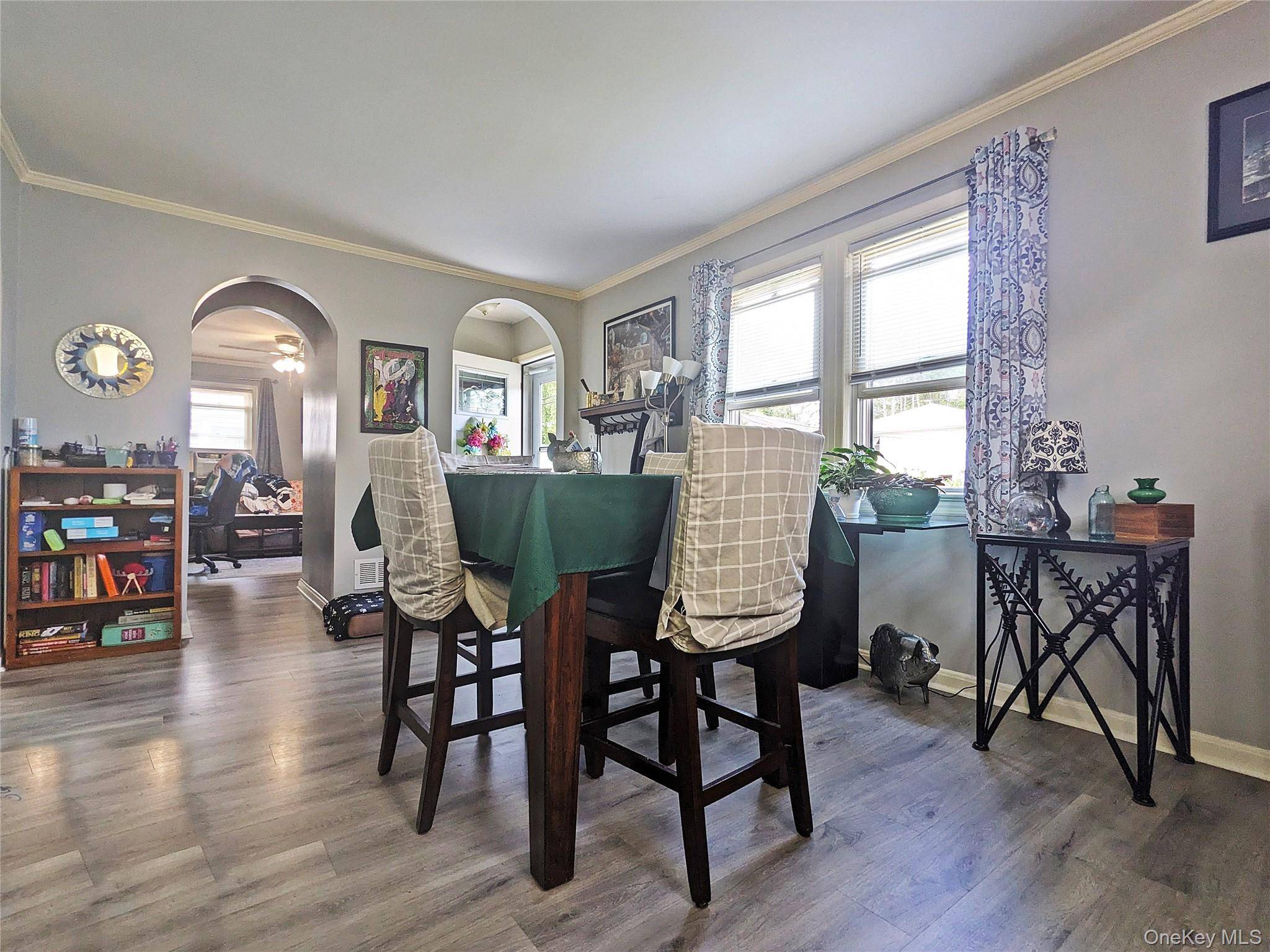 Huntington Station, NY 11746,46 E 19th ST