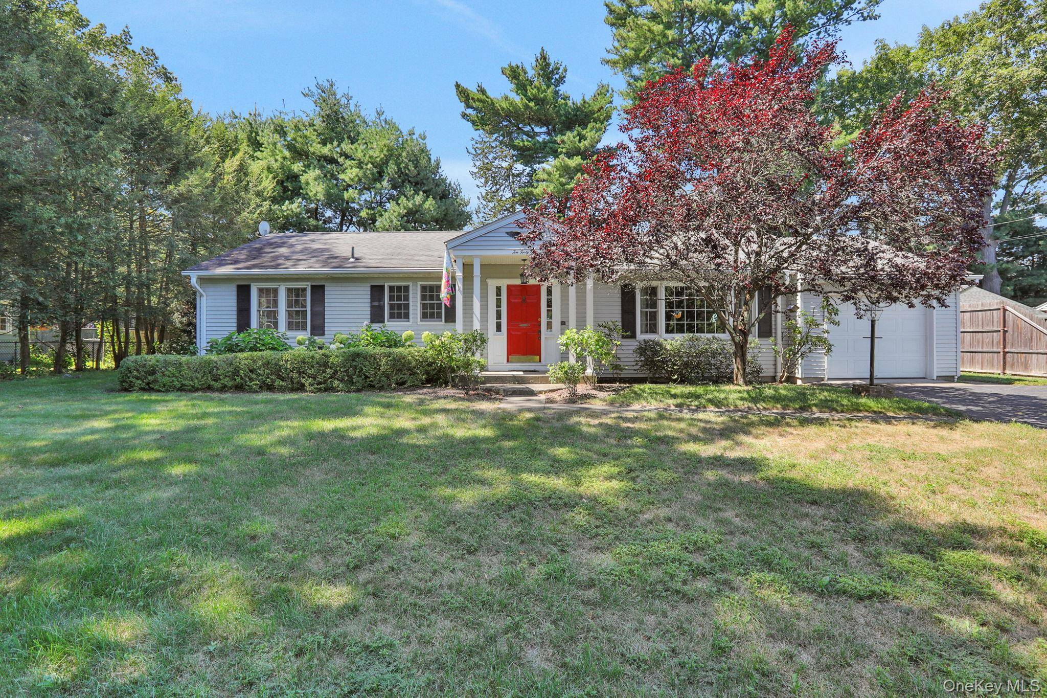 Kingston, NY 12401,1041 Pine PL