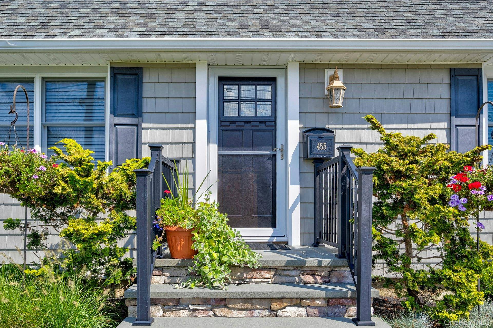 Massapequa Park, NY 11762,455 Atlantic AVE