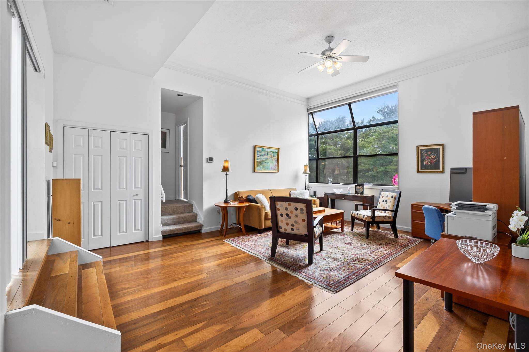 Pleasantville, NY 10570,33 Roselle AVE #M