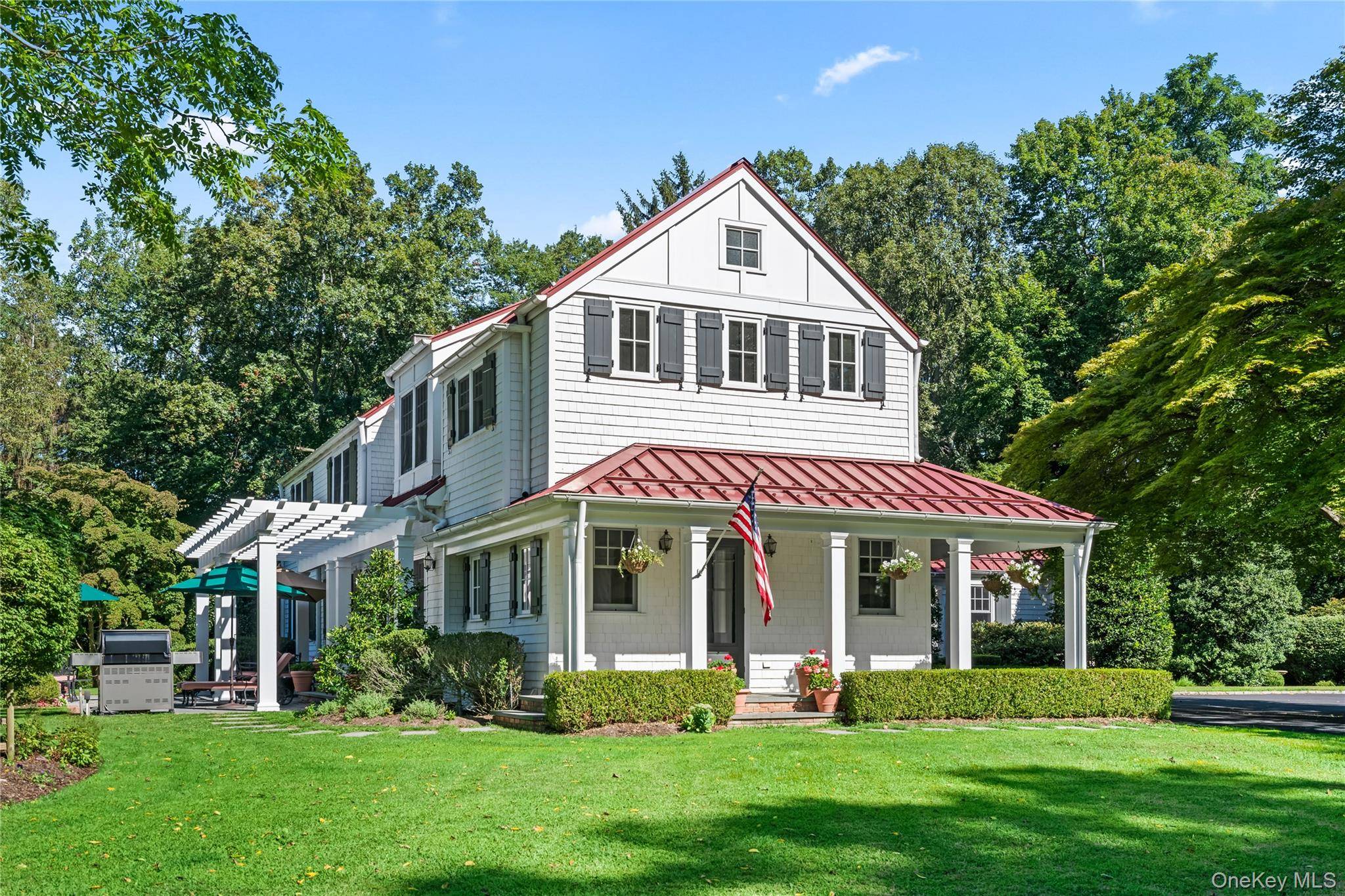 Lloyd Harbor, NY 11743,21 E Gate RD