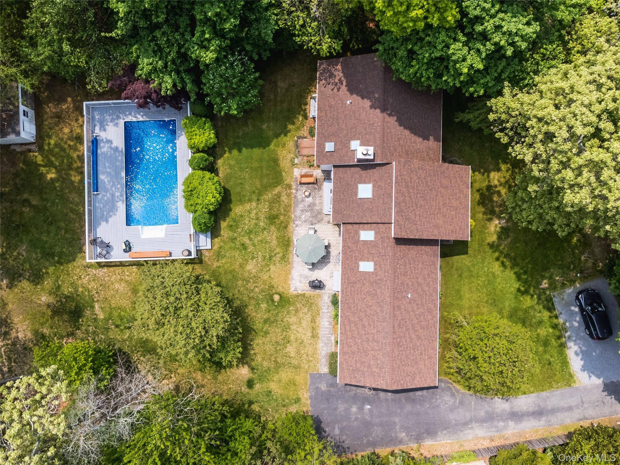 Center Moriches, NY 11934,67 Belleview AVE