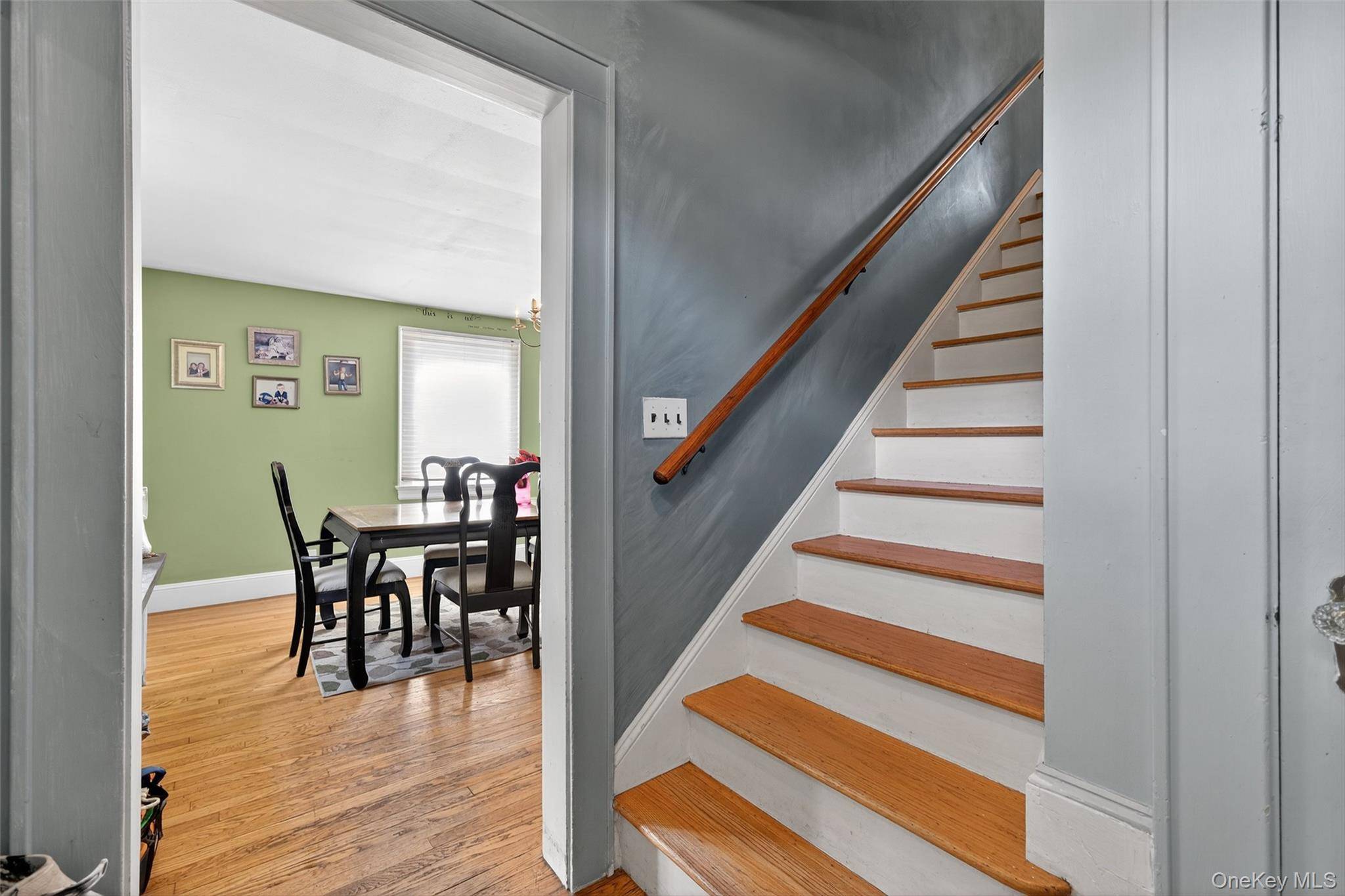 Sloatsburg, NY 10974,6 Waldron TER