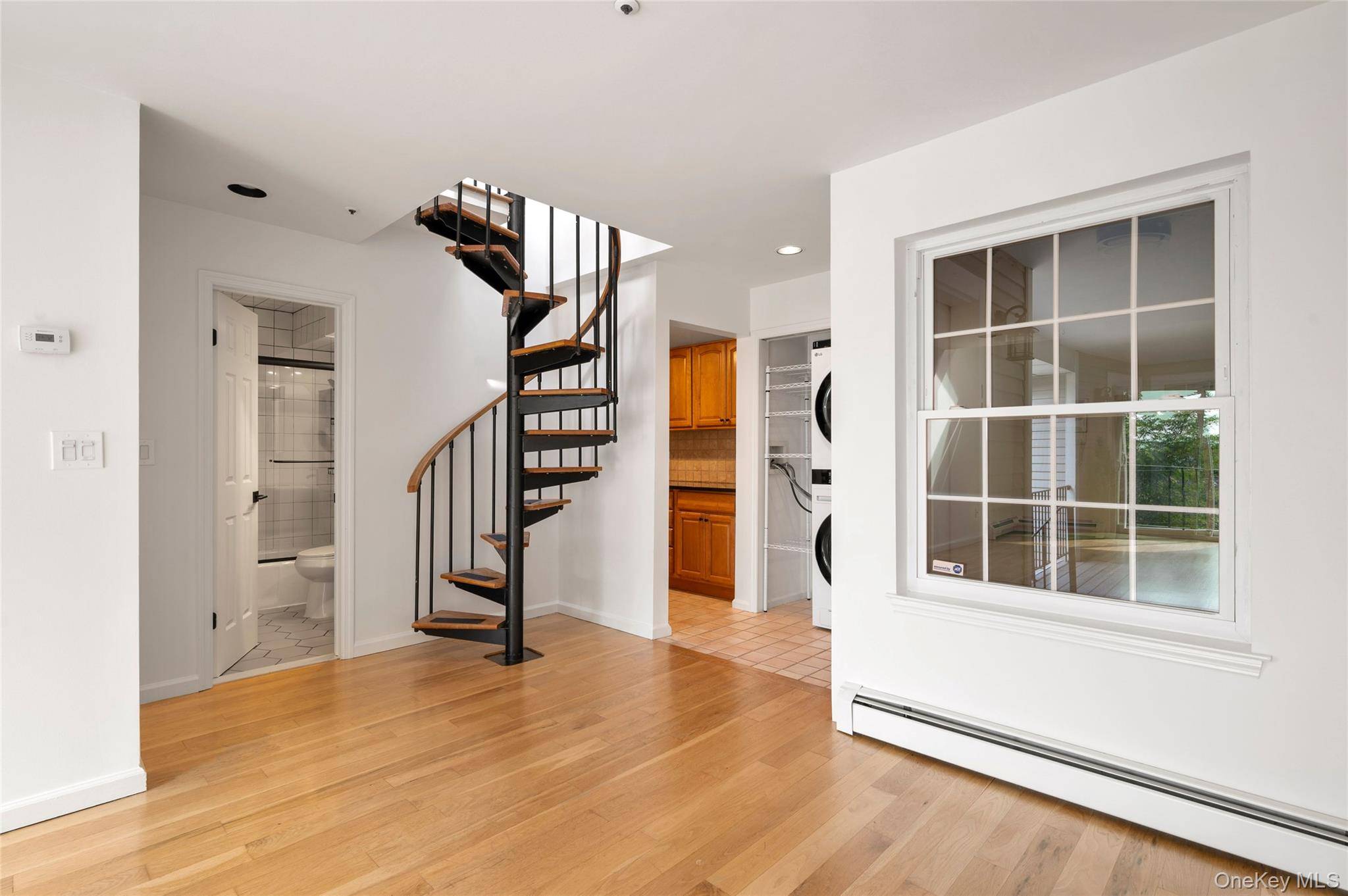 White Plains, NY 10604,130 N Kensico AVE #14