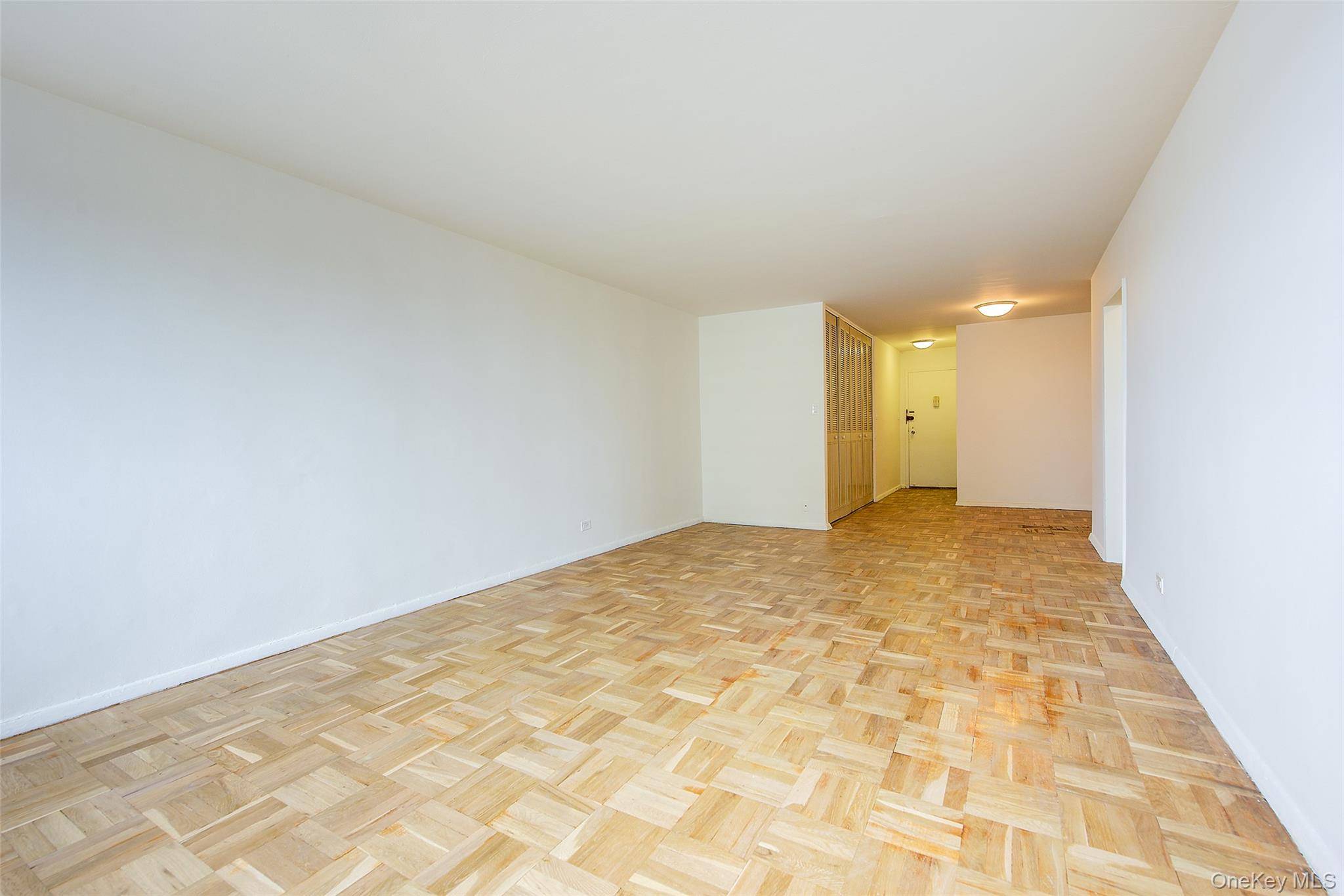 Forest Hills, NY 11375,102-10 66th RD #23K