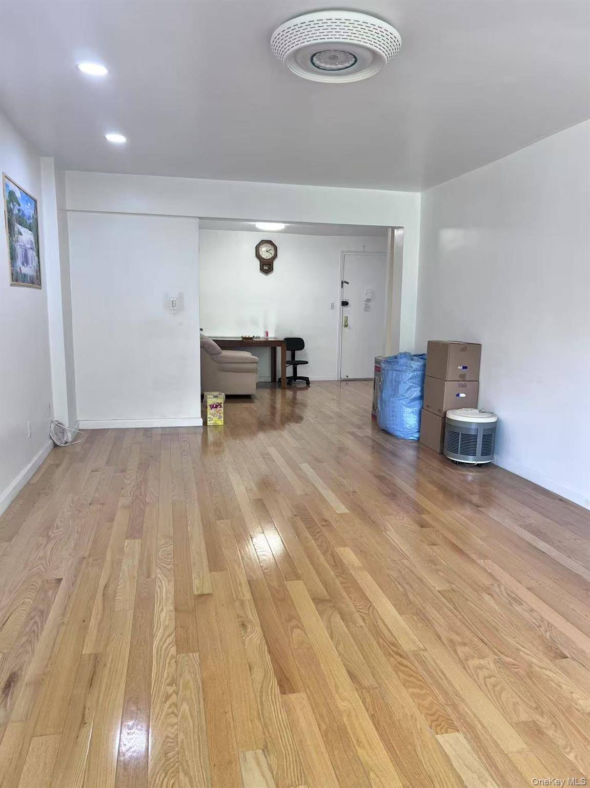 Flushing, NY 11354,138-20 31 RD #2C