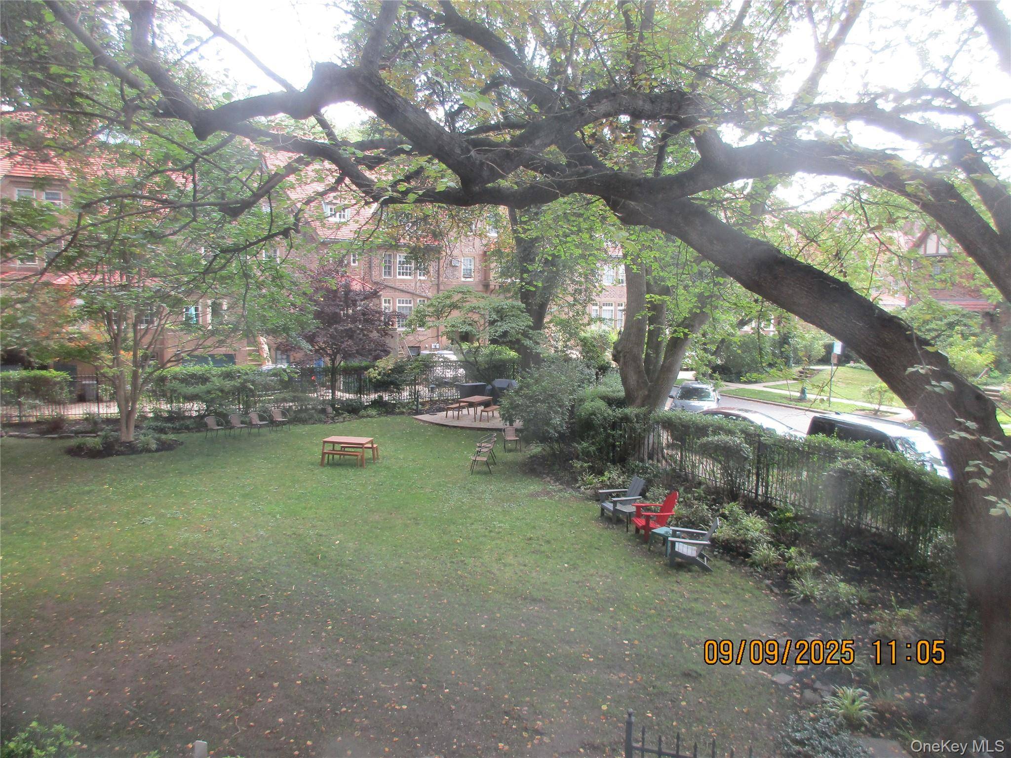 Forest Hills, NY 11375,20 Continental AVE #6L