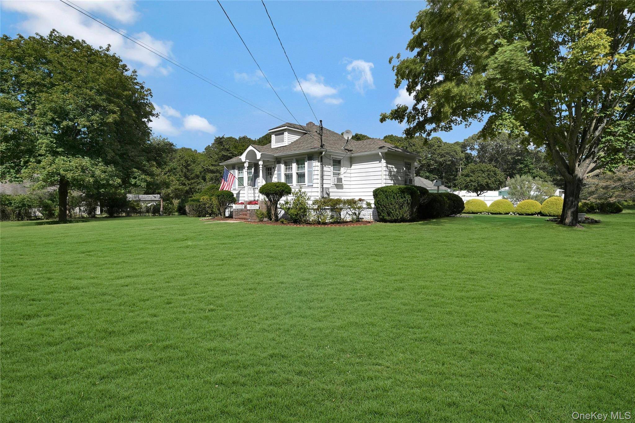 Middle Island, NY 11953,47 Wellington RD