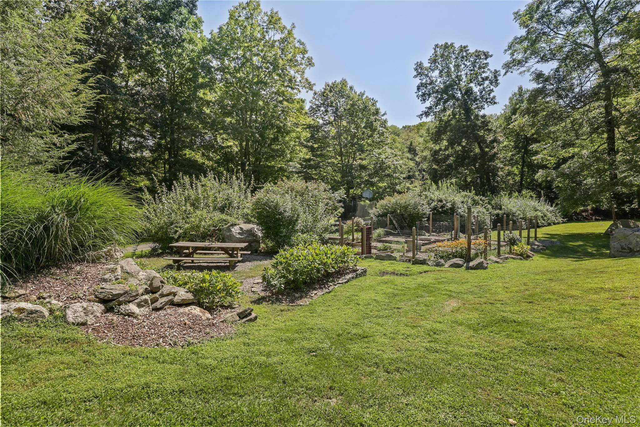 Putnam Valley, NY 10579,122 Wiccopee RD