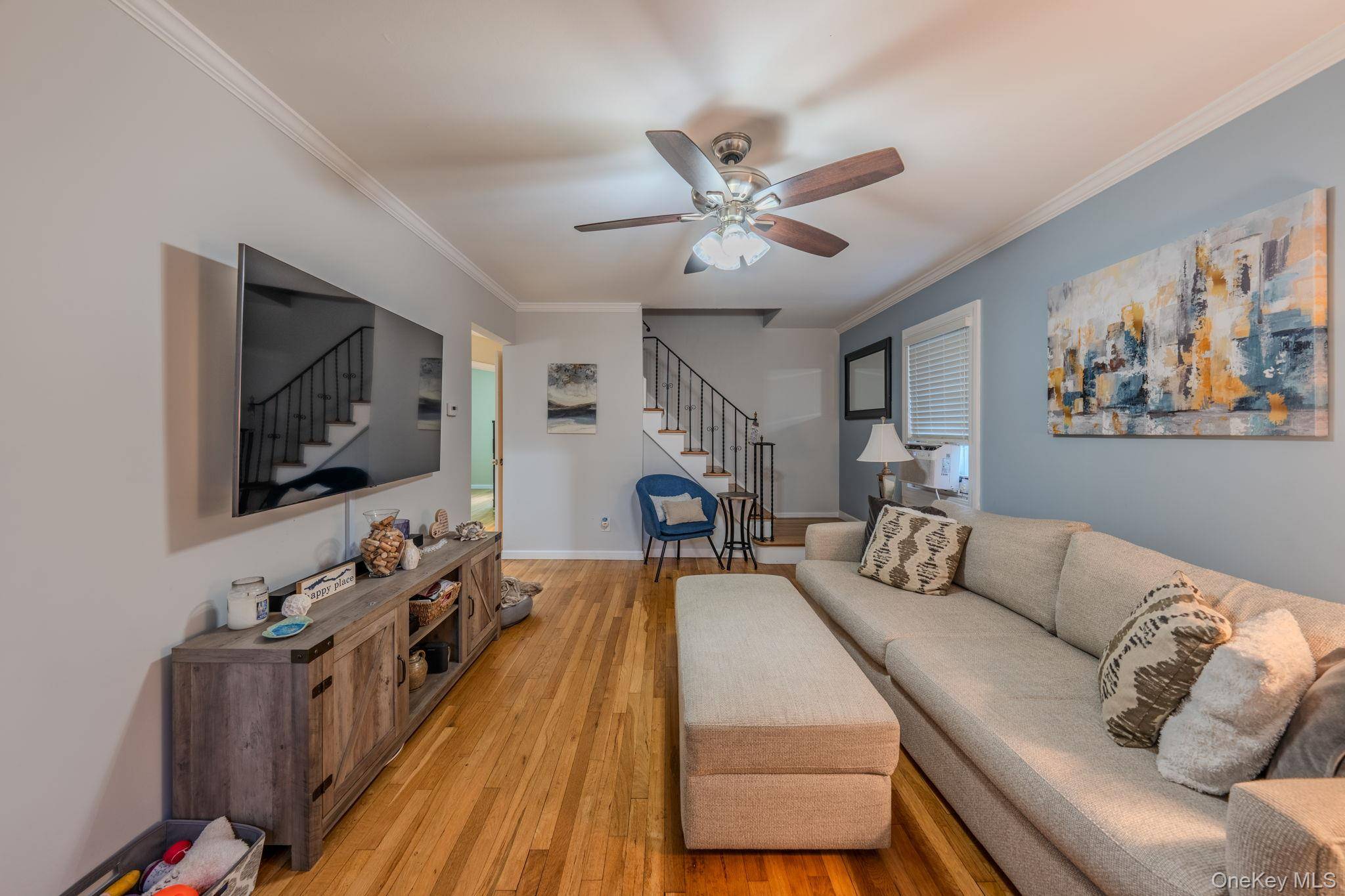 Garden City, NY 11530,261 Fernwood TER