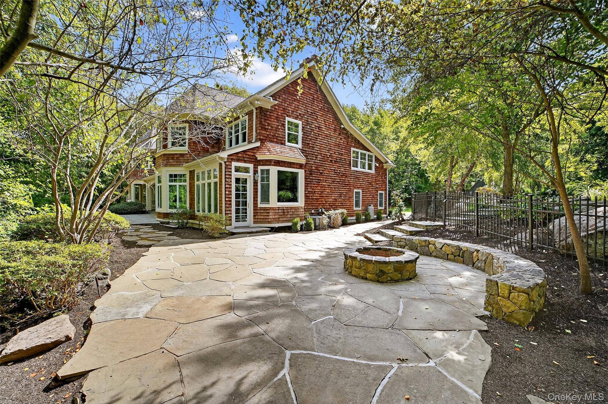 Katonah, NY 10536,6 Todd RD