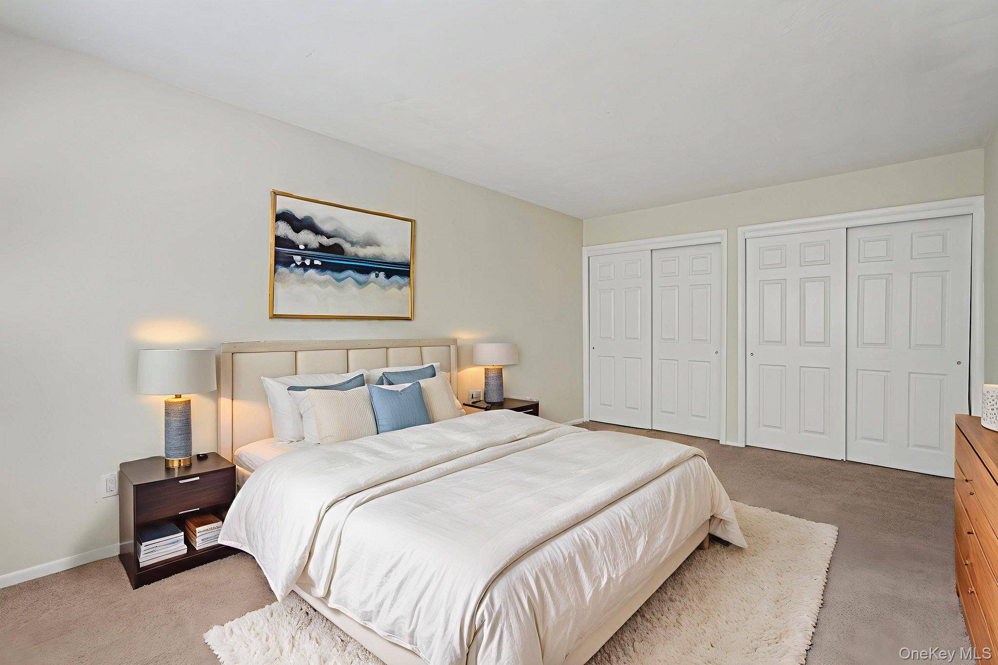 Valley Cottage, NY 10989,943 Sierra Vista LN