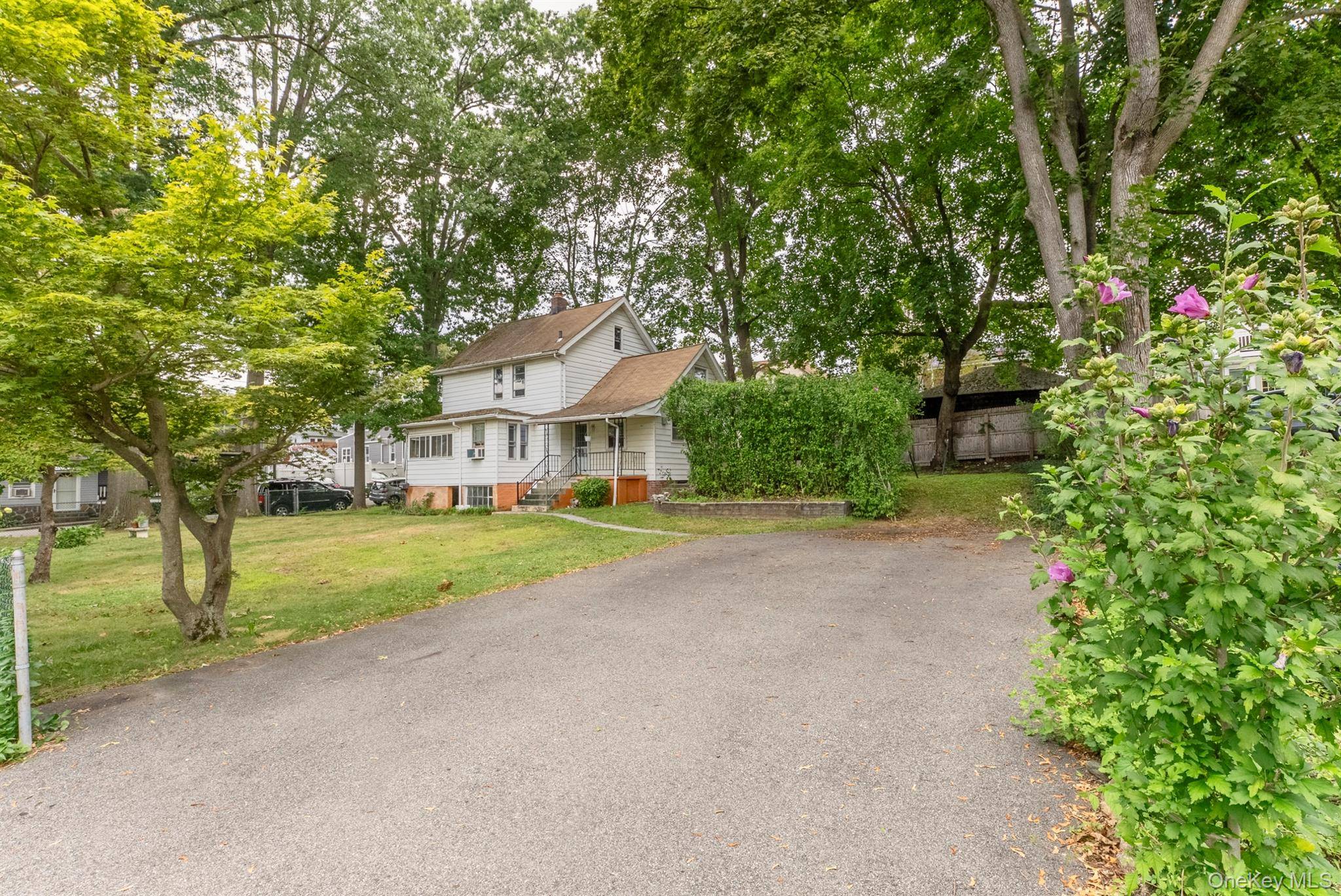 Beacon, NY 12508,5 Larch ST