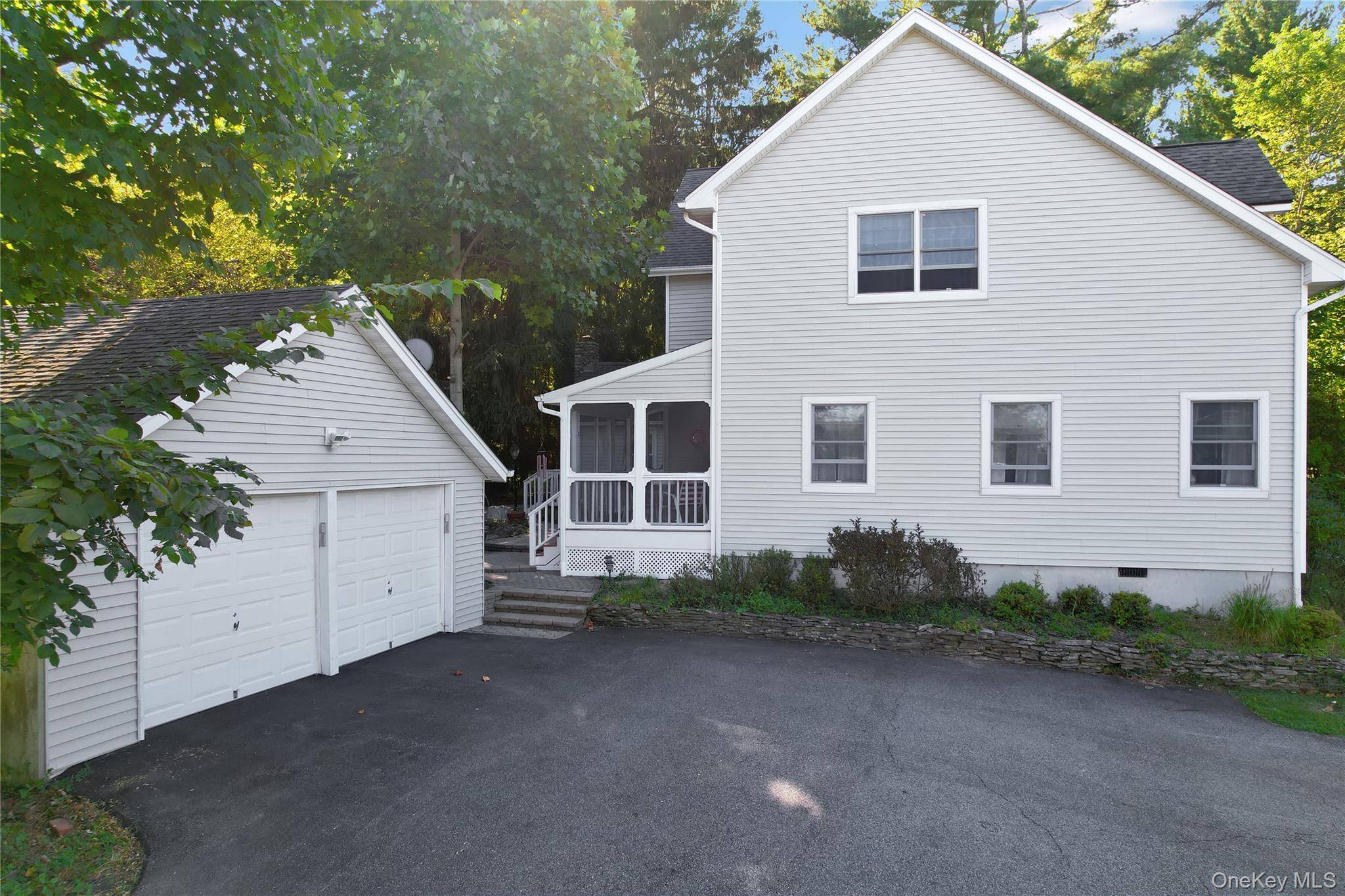 New City, NY 10956,183 New Hempstead RD