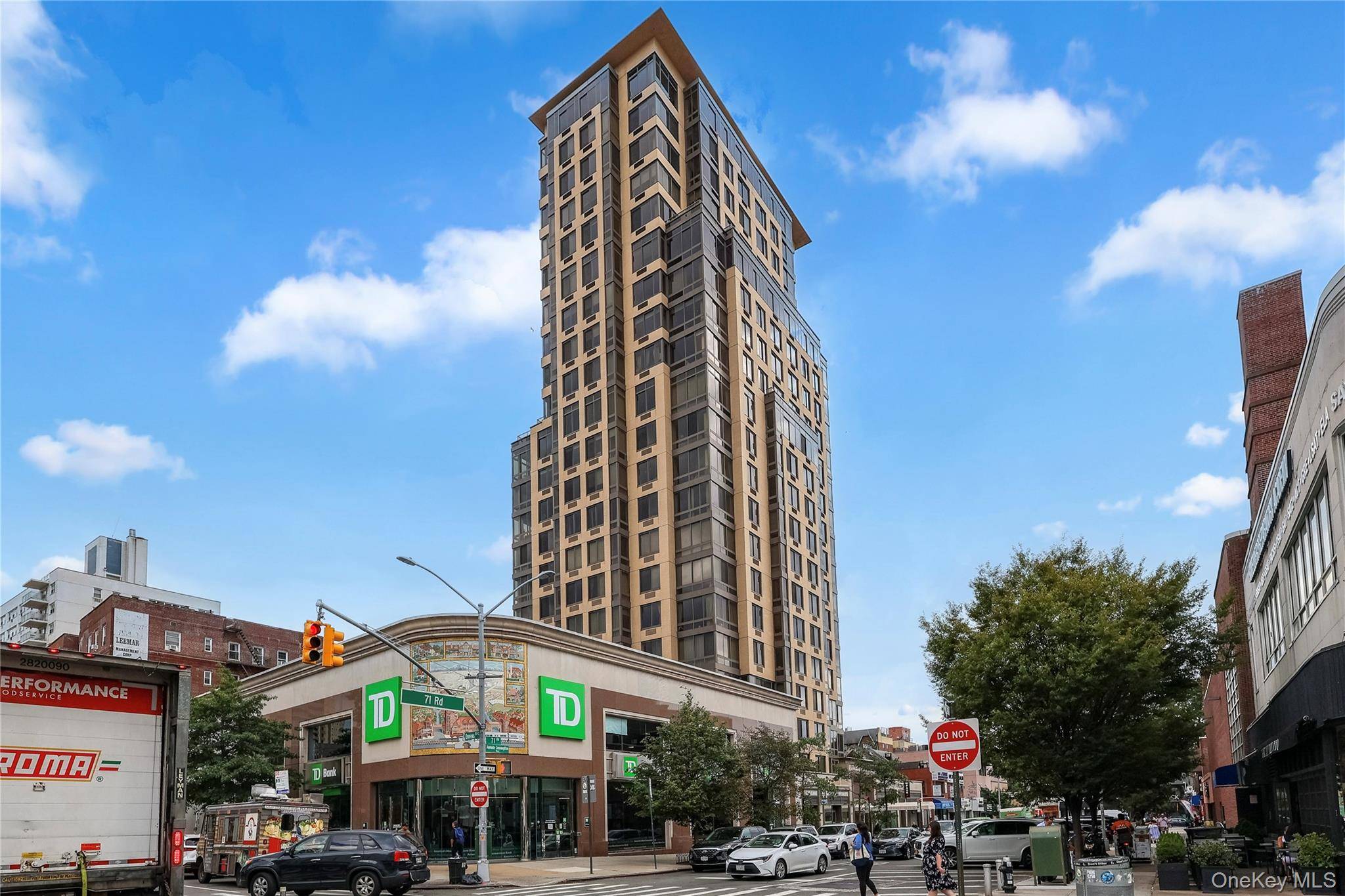 Forest Hills, NY 11375,10724 71st RD #7E