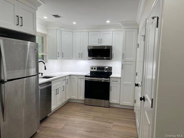 Holbrook, NY 11741,228 Springmeadow DR #H