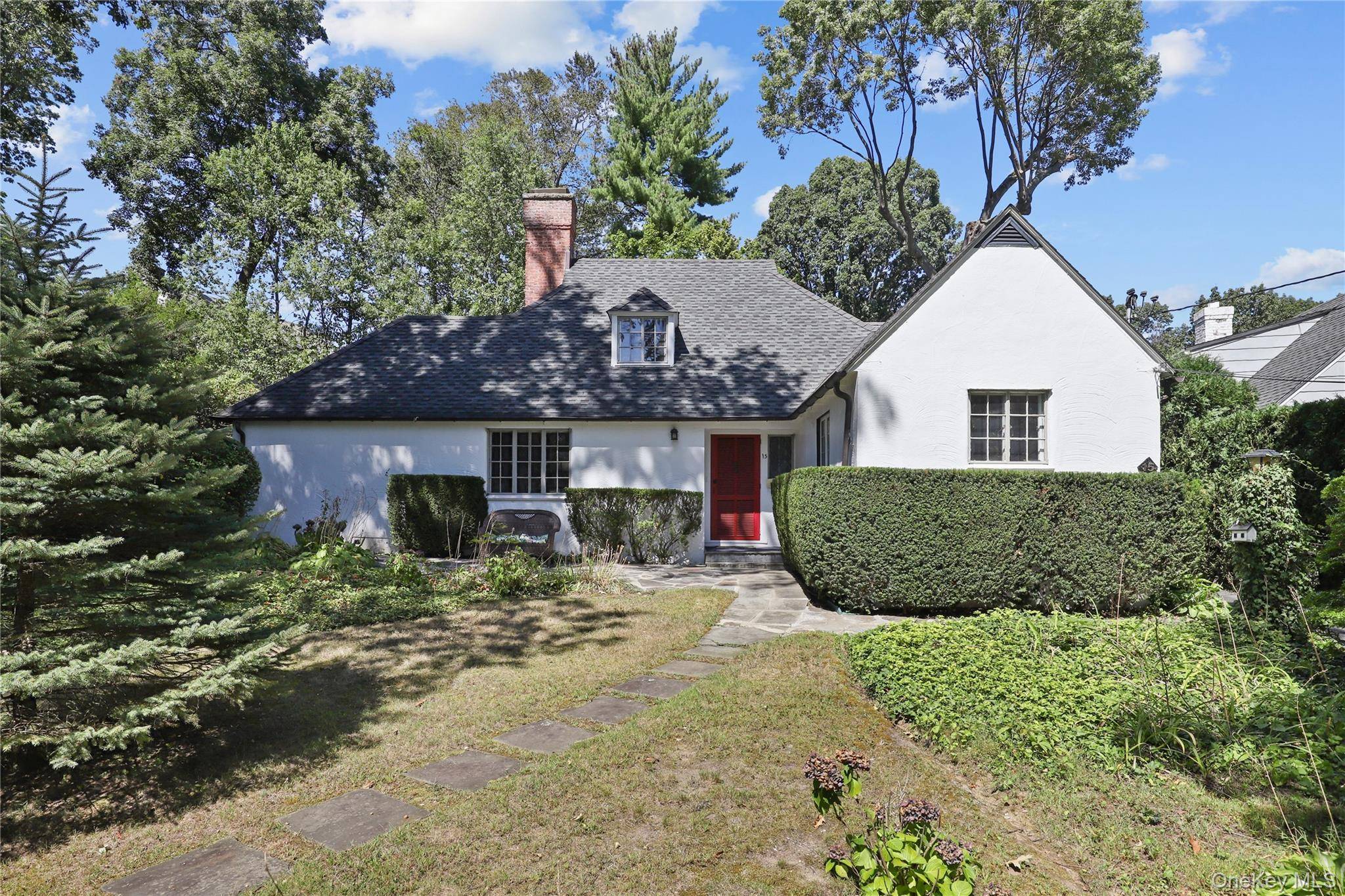 Yonkers, NY 10701,11 aka 15 Bobolink RD