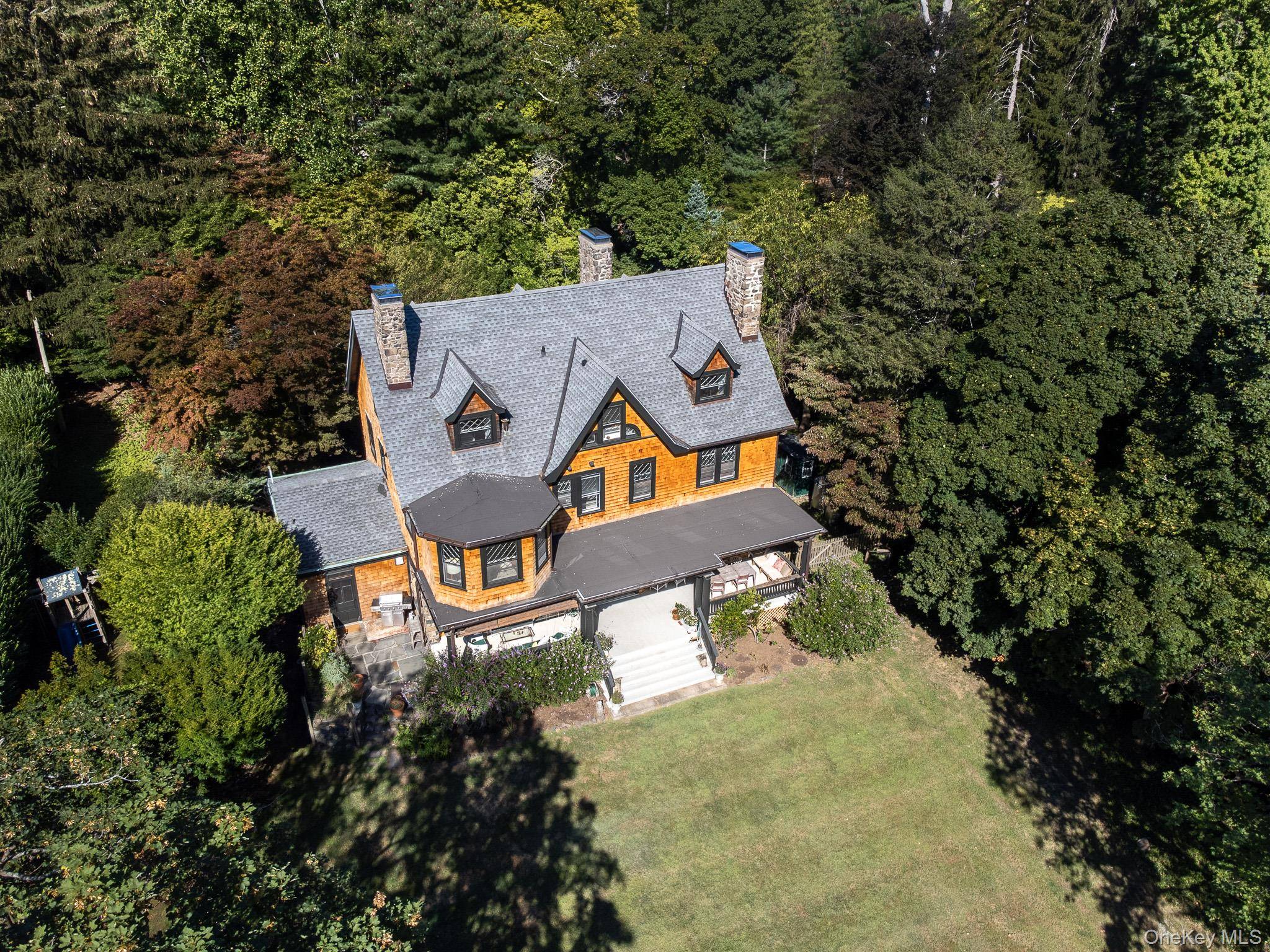 Nyack, NY 10960,407 N Broadway