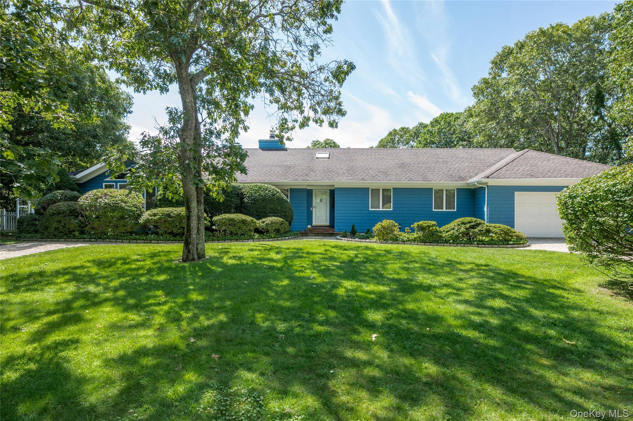 Hampton Bays, NY 11946,1 Cormorant DR