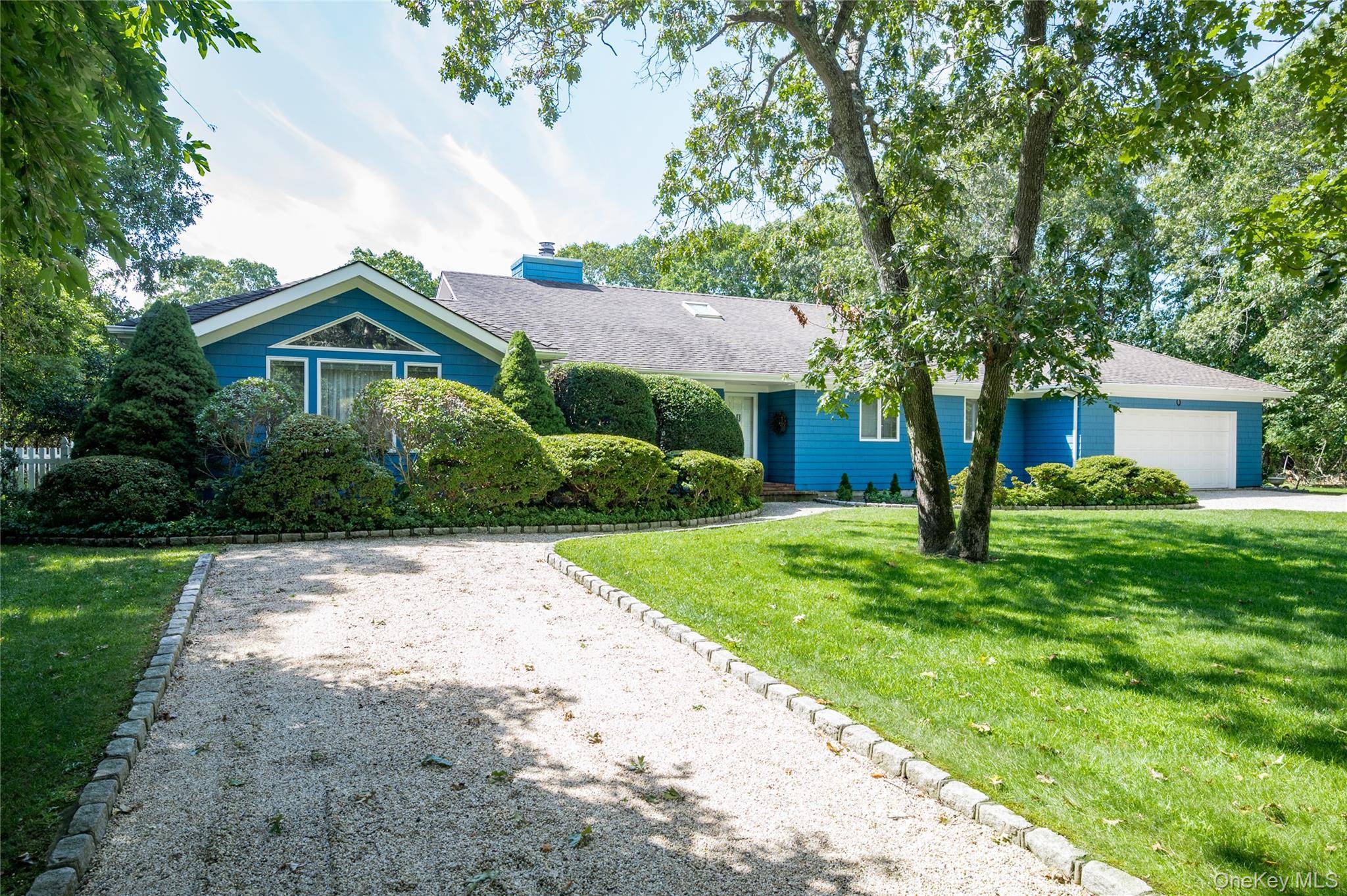 Hampton Bays, NY 11946,1 Cormorant DR