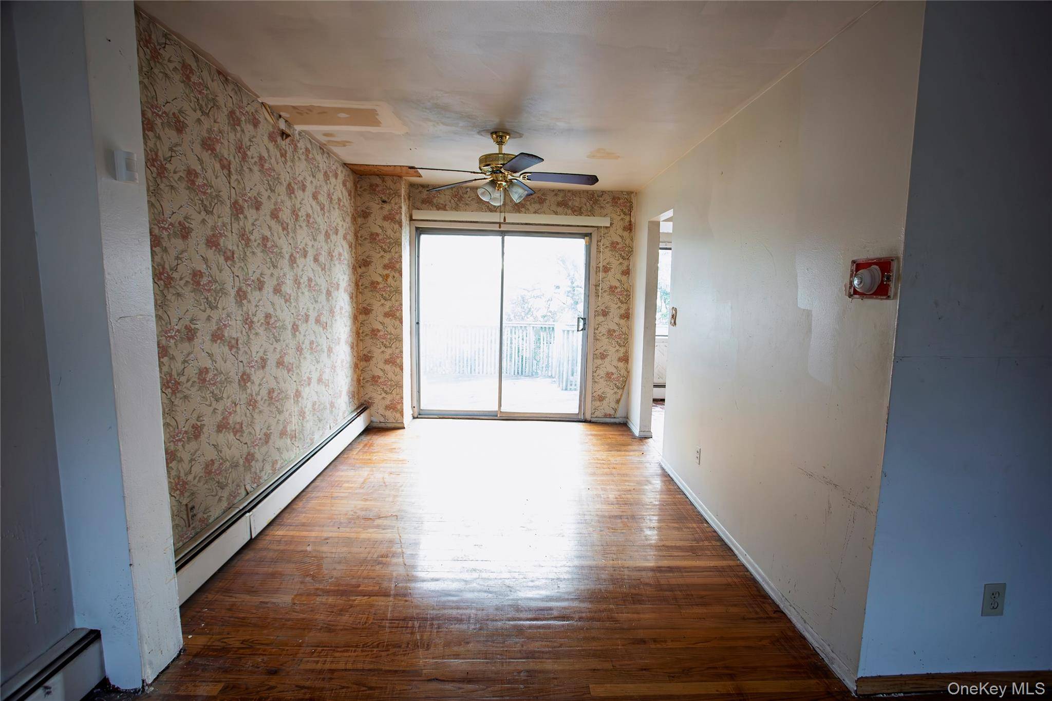 Freeport, NY 11520,292 Westside AVE