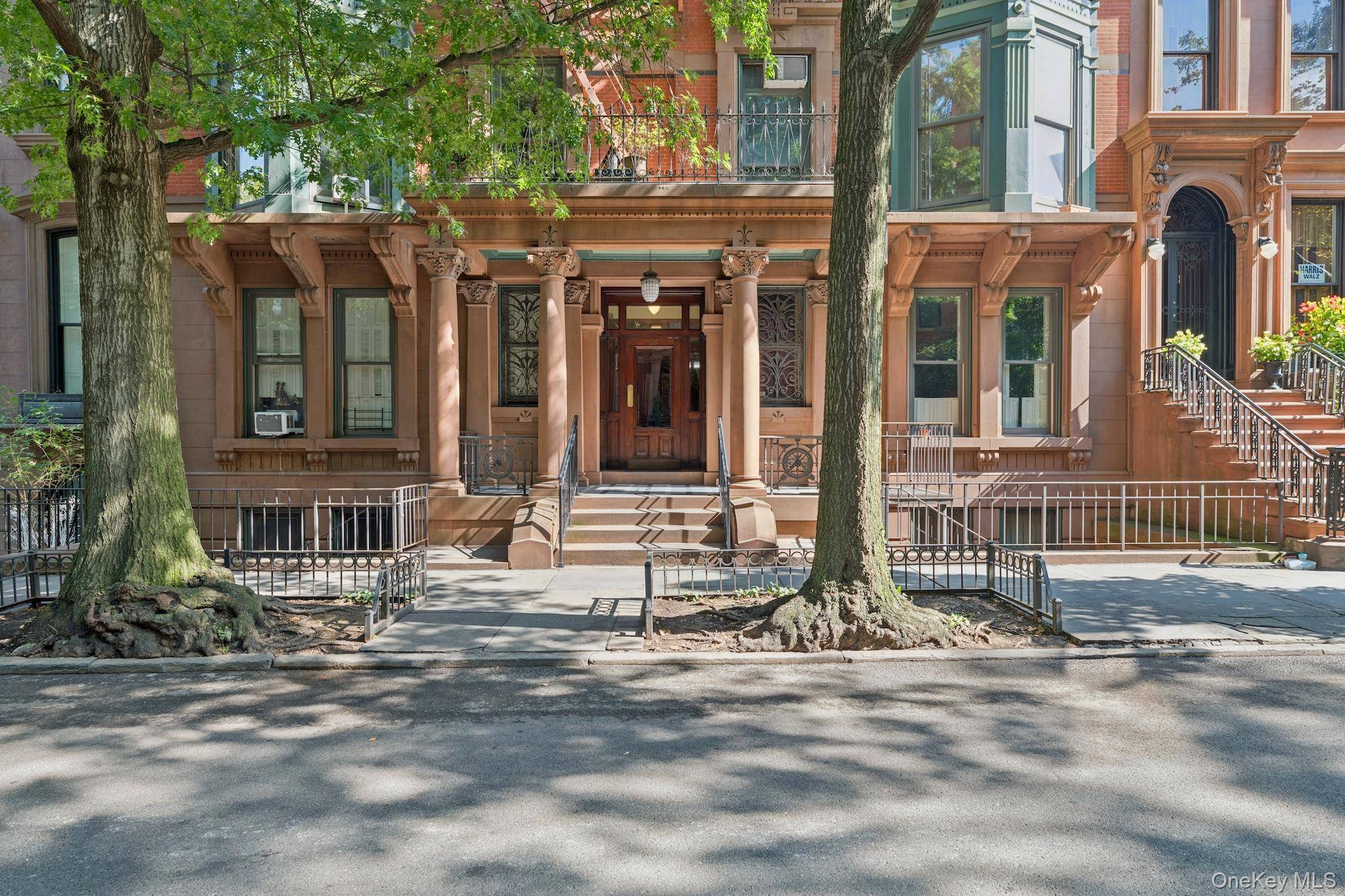 Brooklyn, NY 11201,39 Remsen ST #2D