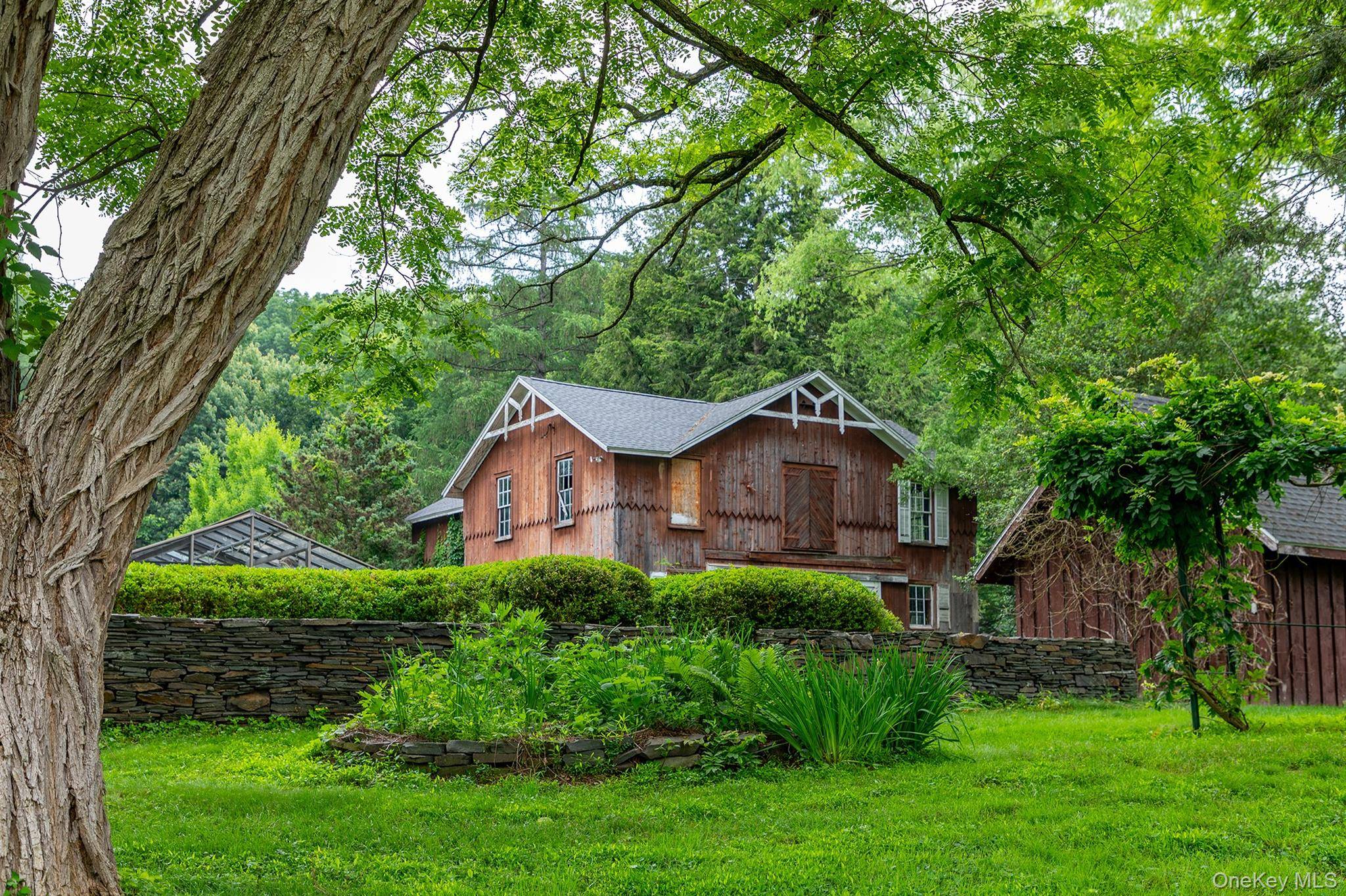 Germantown, NY 12526,202 Buckwheat Bridge