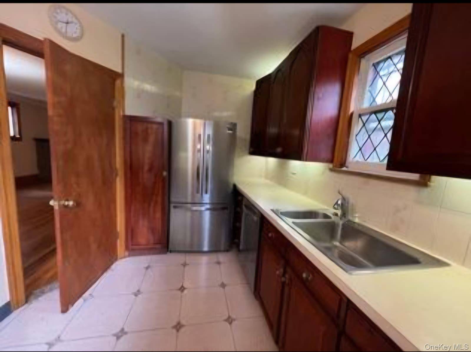 Rego Park, NY 11374,6324 Alderton ST