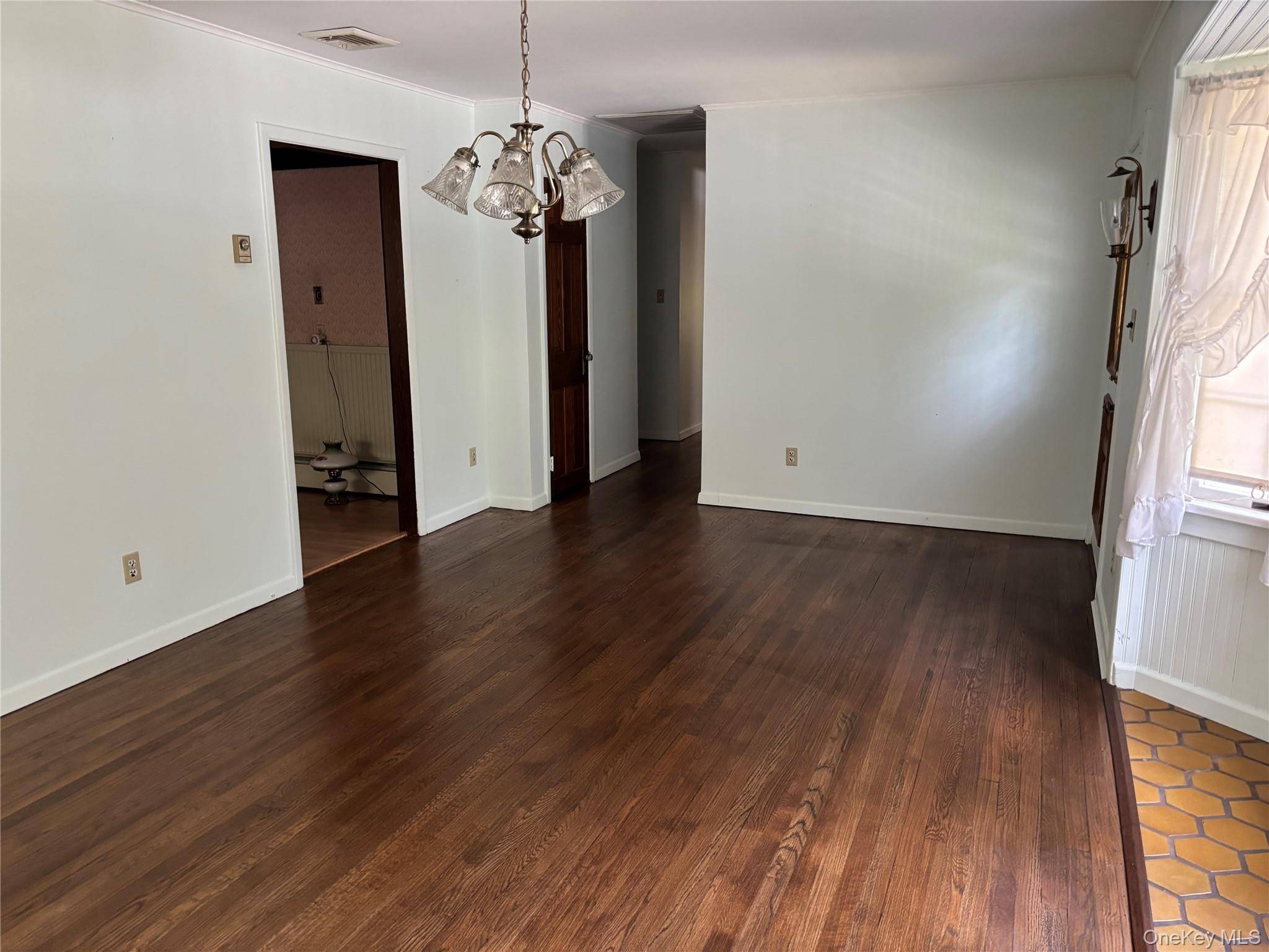 Wading River, NY 11792,16 Rocklein RD