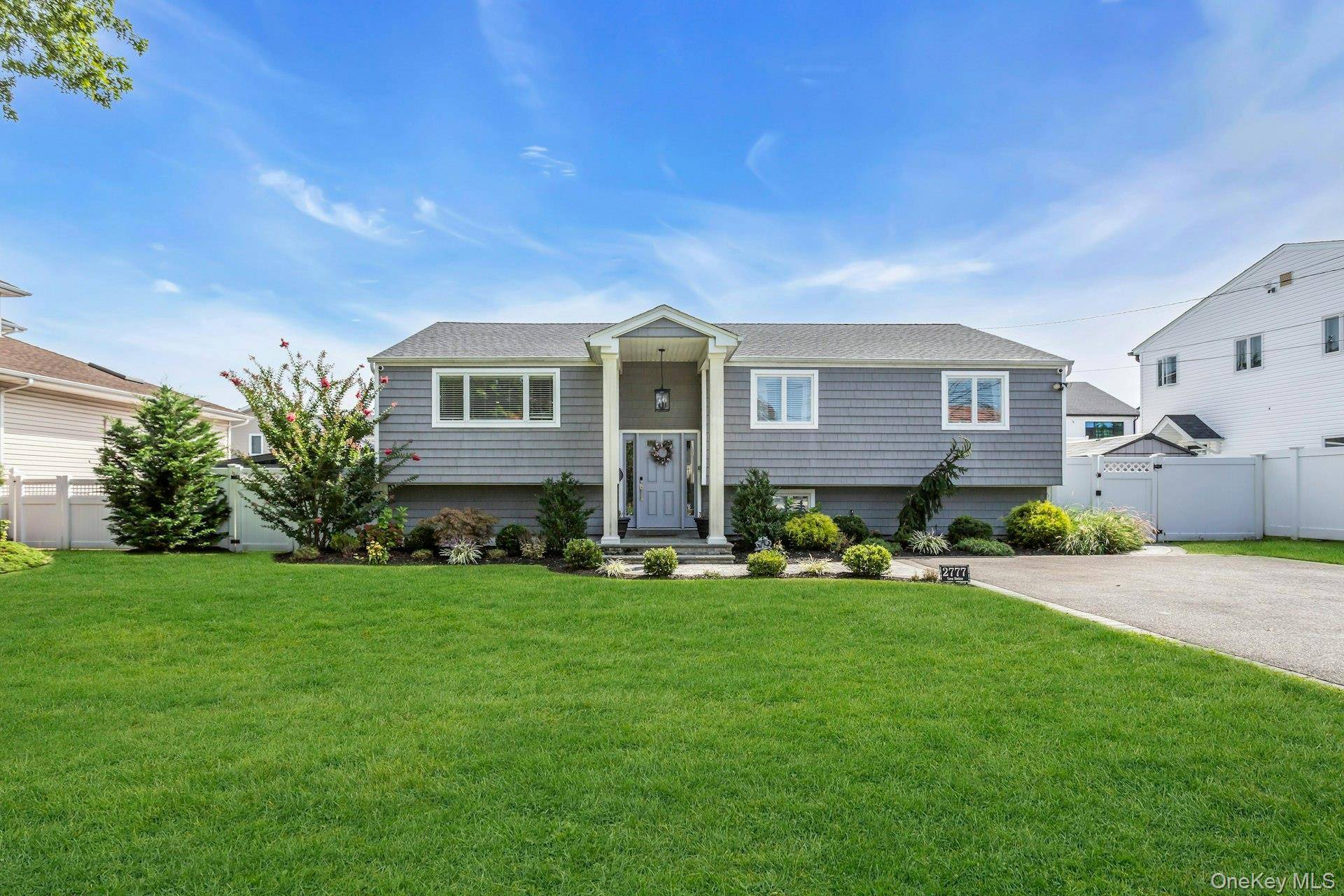 Bellmore, NY 11710,2777 Len DR