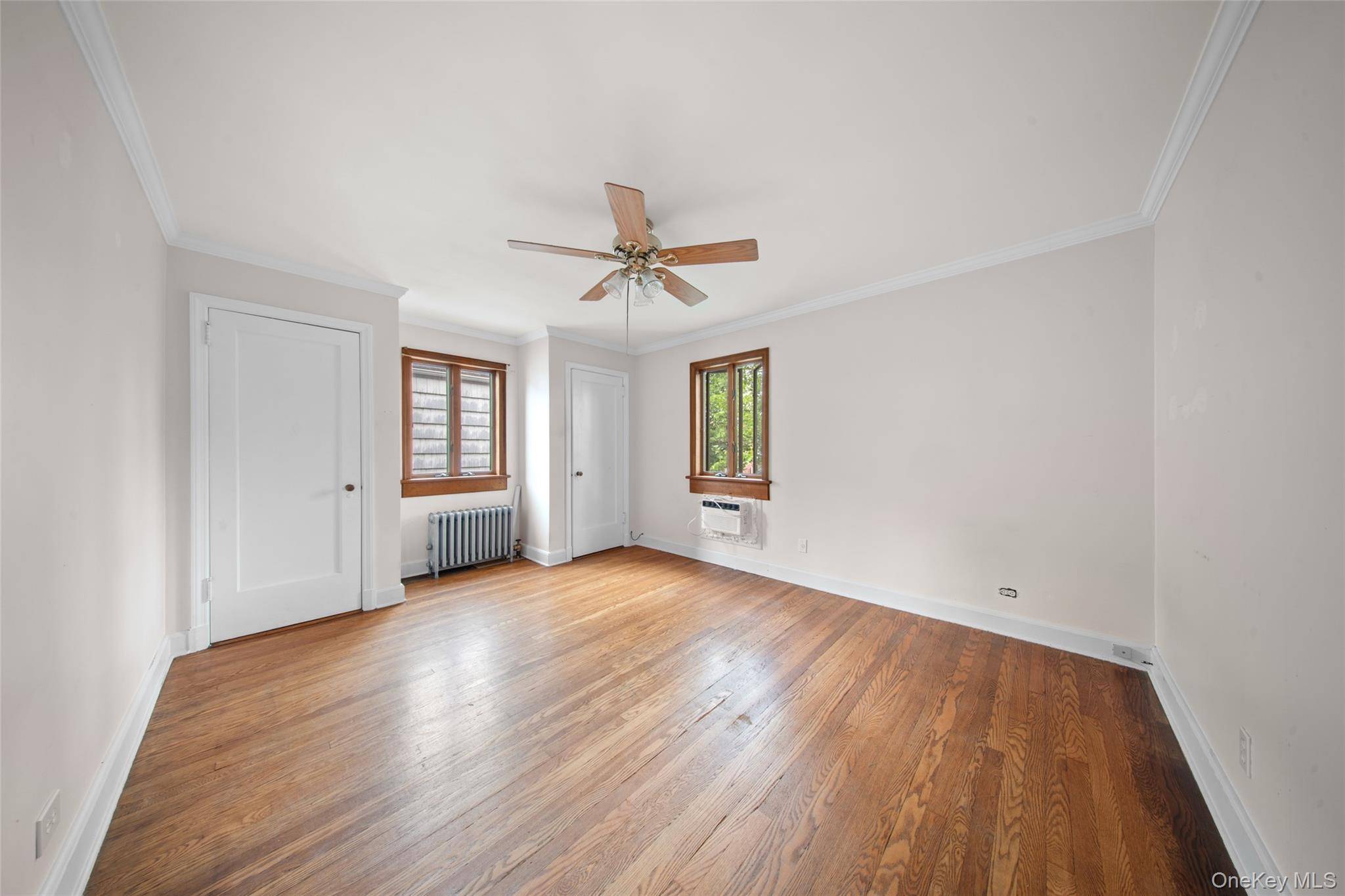 Flushing, NY 11358,47-69 195th ST