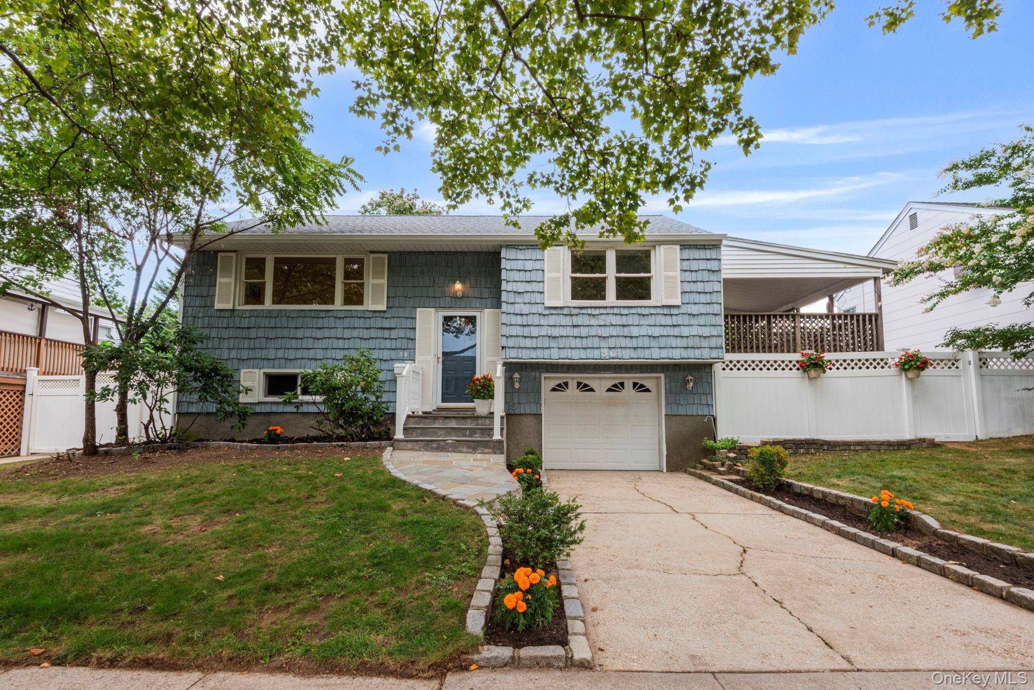 Northport, NY 11768,36 Ripley DR